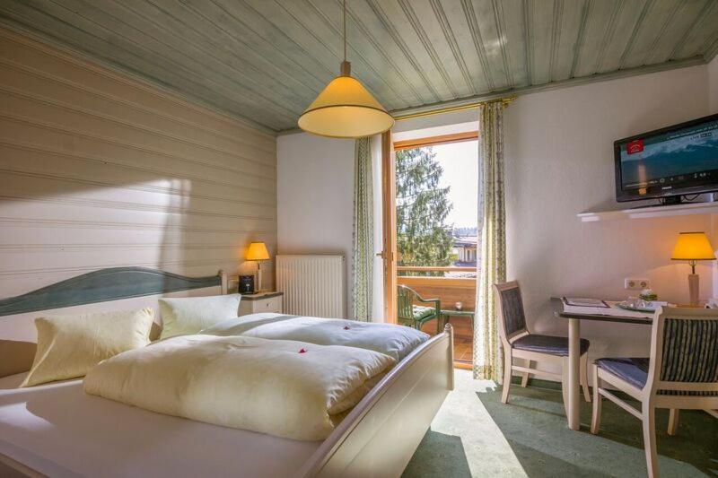Small Double Room photo 1