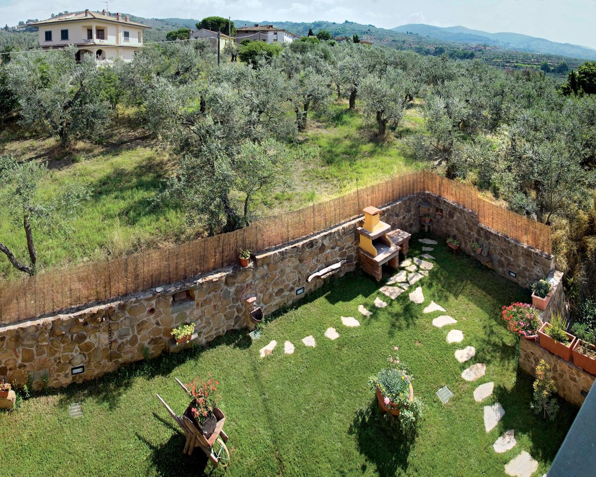 Four-Bedroom Villa - Photo 32