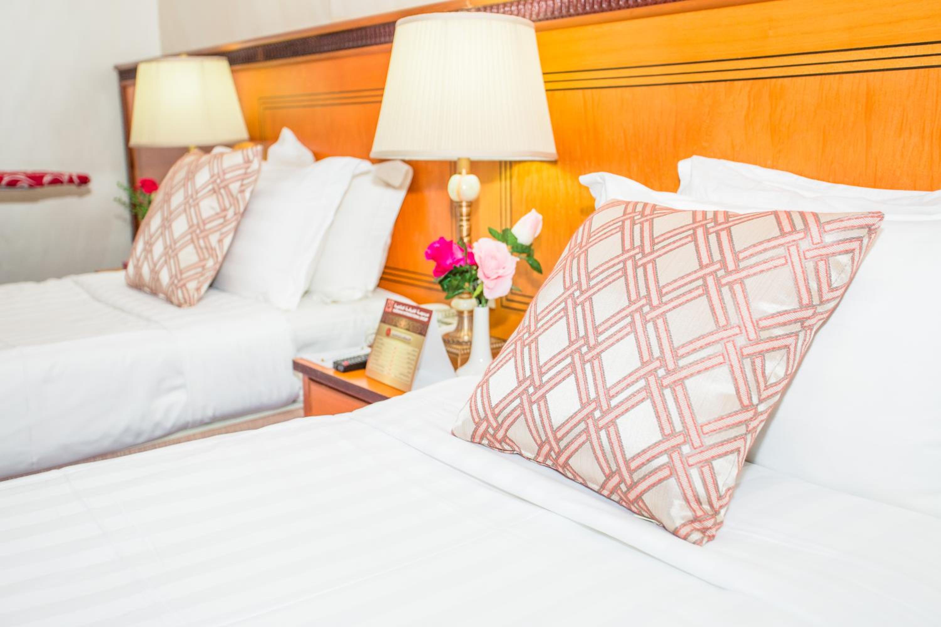 Double Room - Photo 18