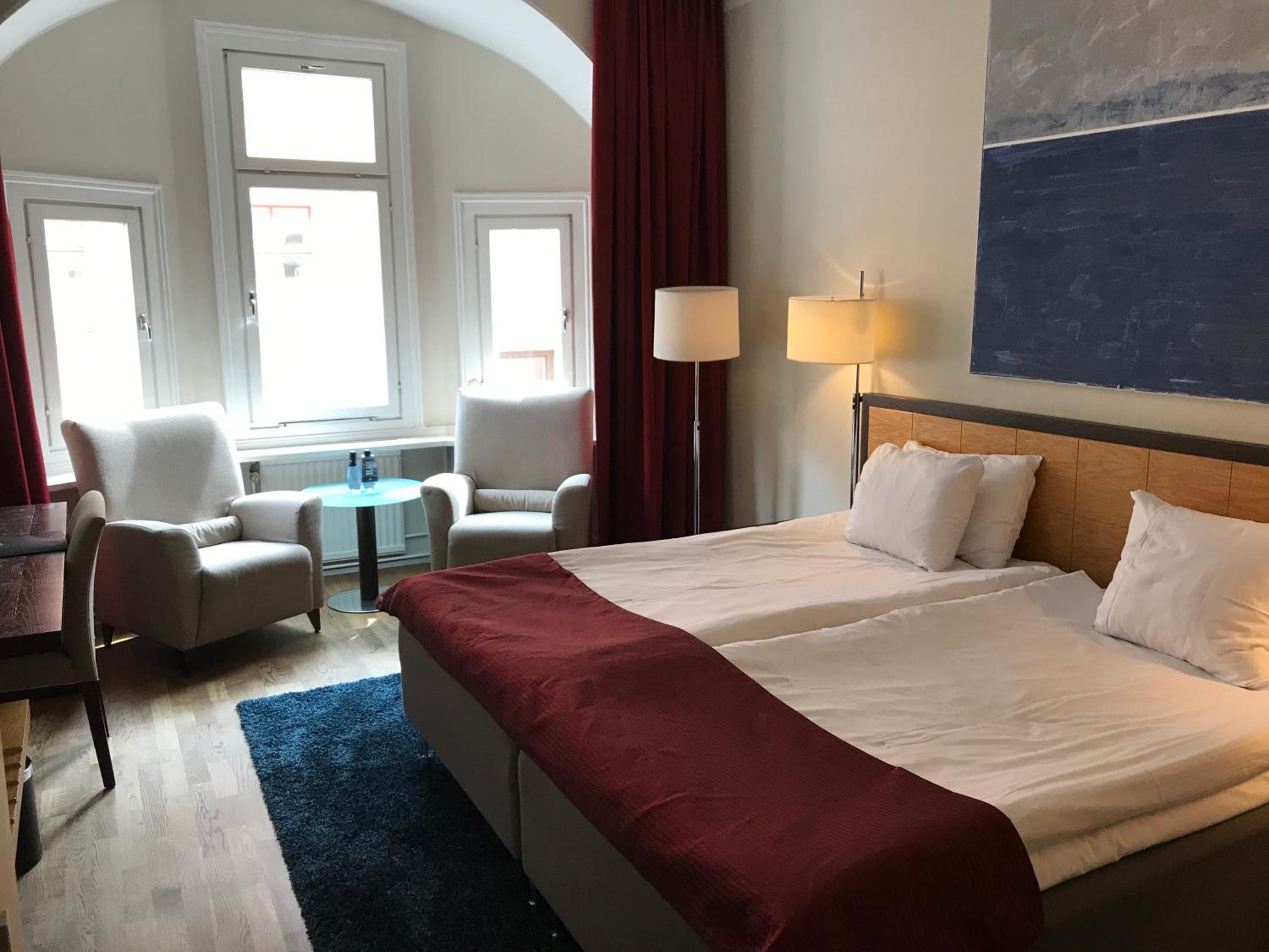 Classic Queen Room