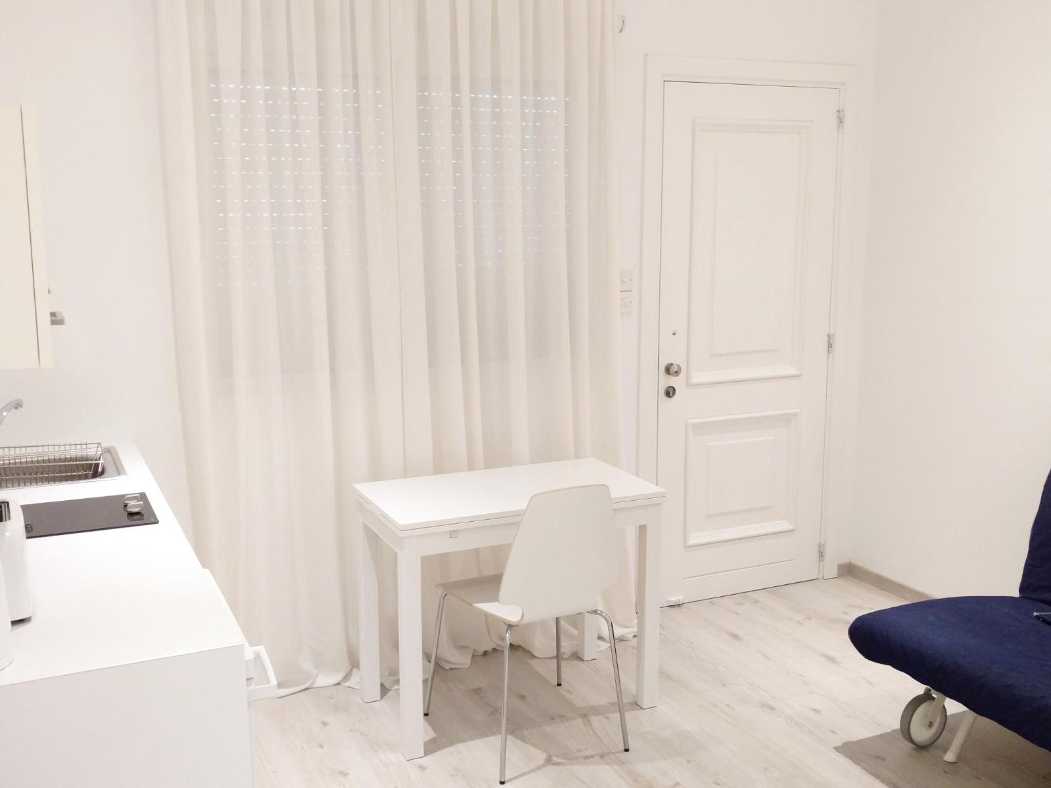 Studio Apartment photo 3