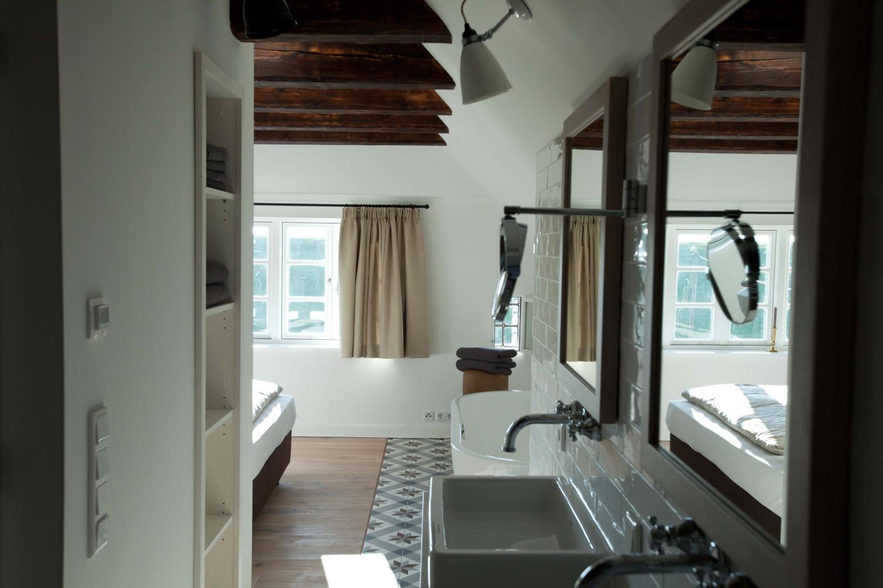 Deluxe Apartment photo 1
