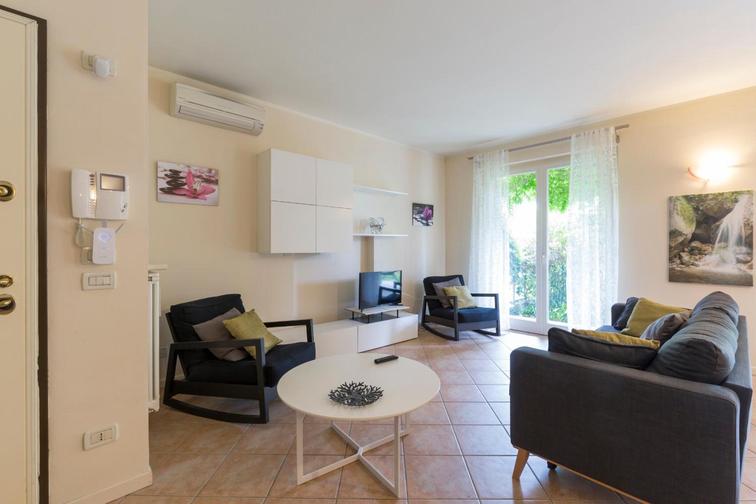 Three-Bedroom House photo 1