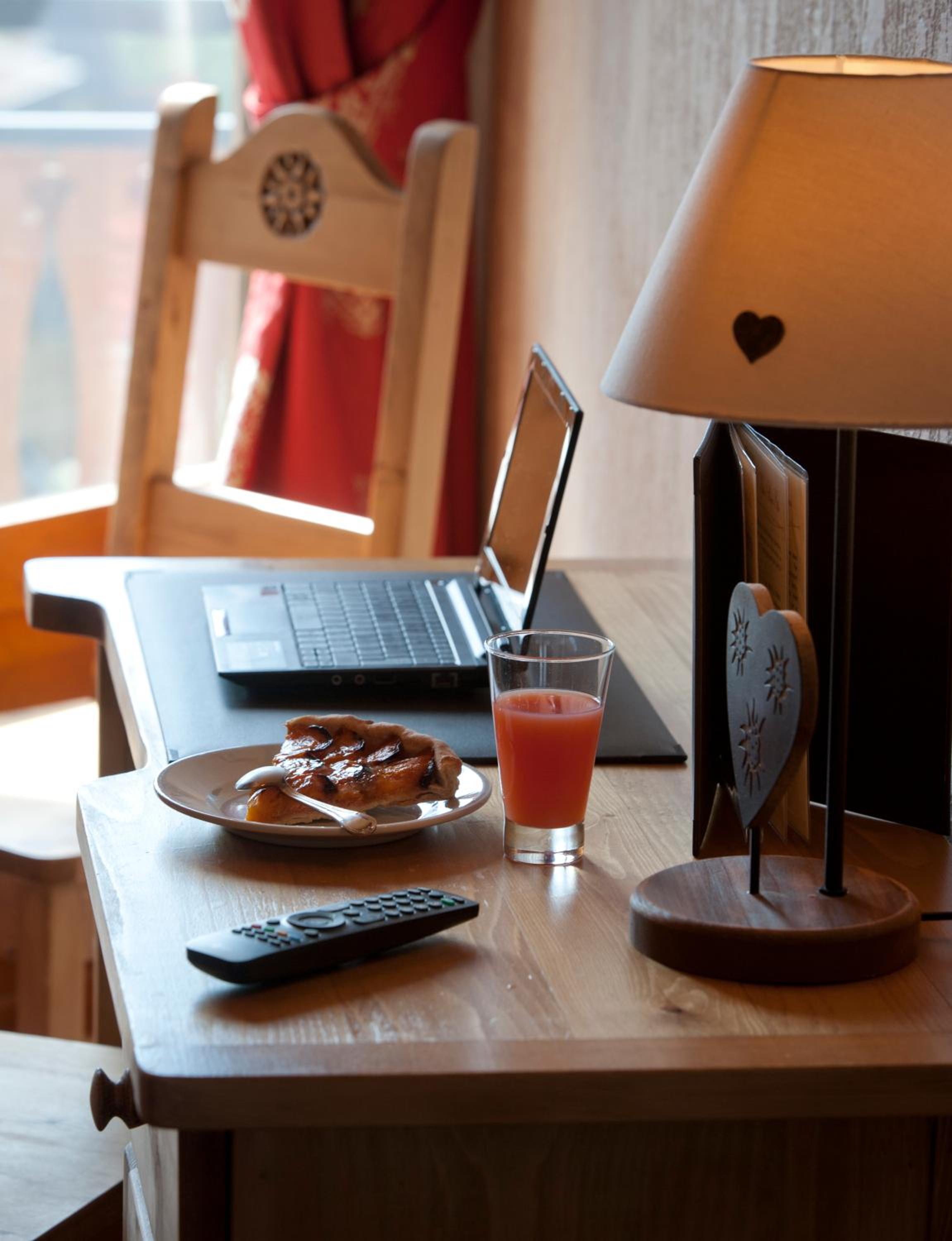Double Room - Photo 5