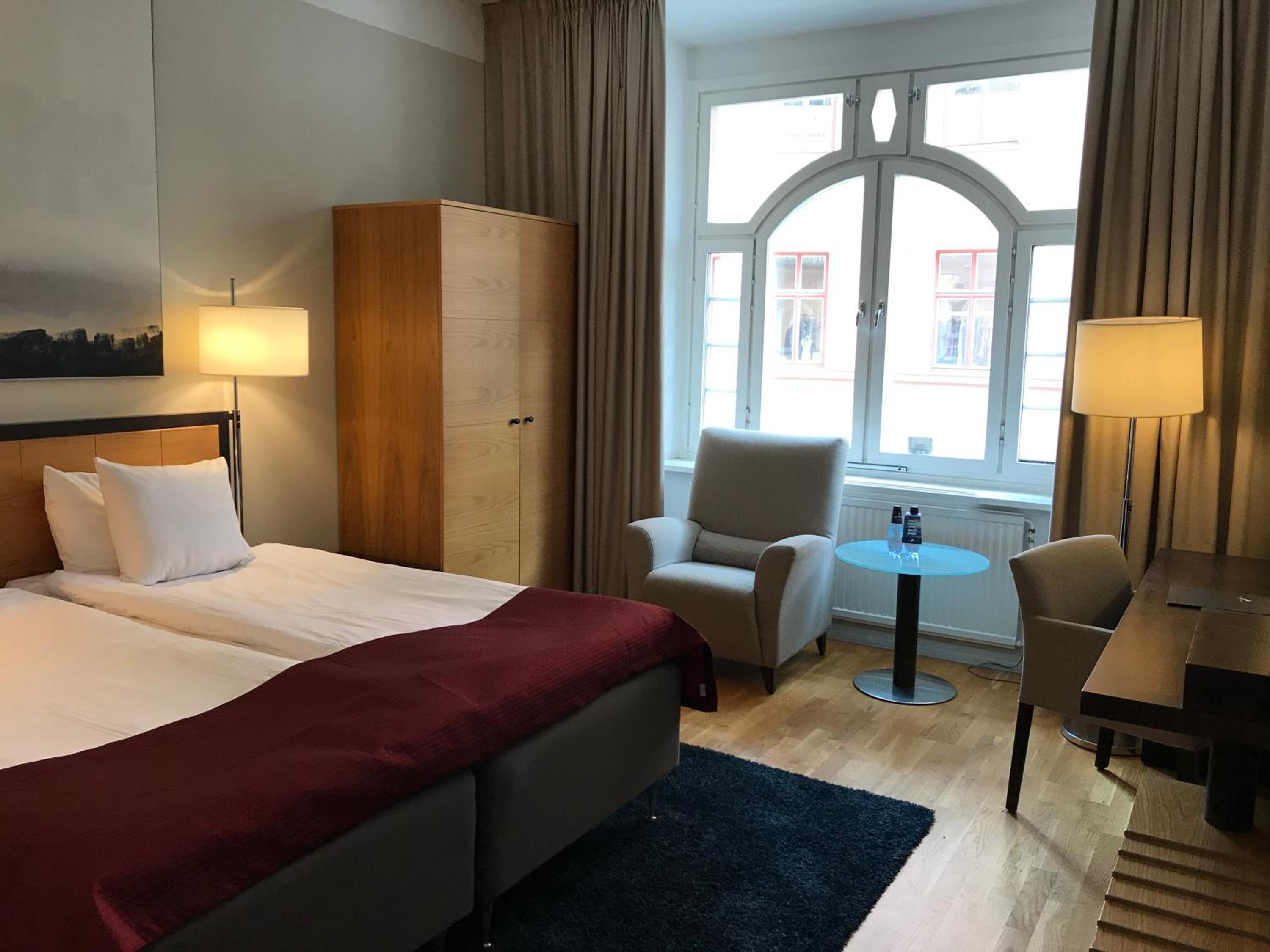 Classic Queen Room