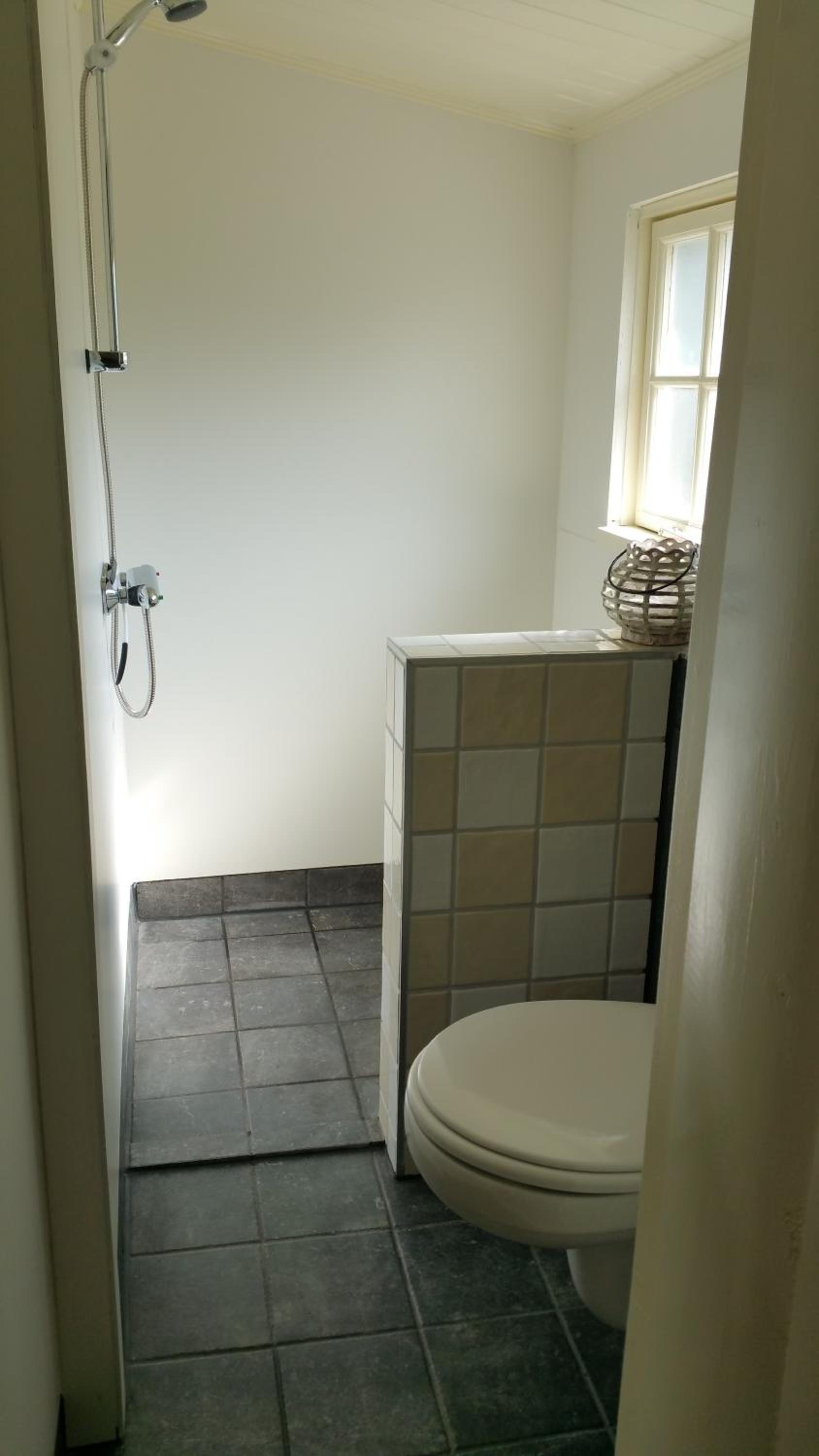 Double Room with Private Bathroom - Photo 2