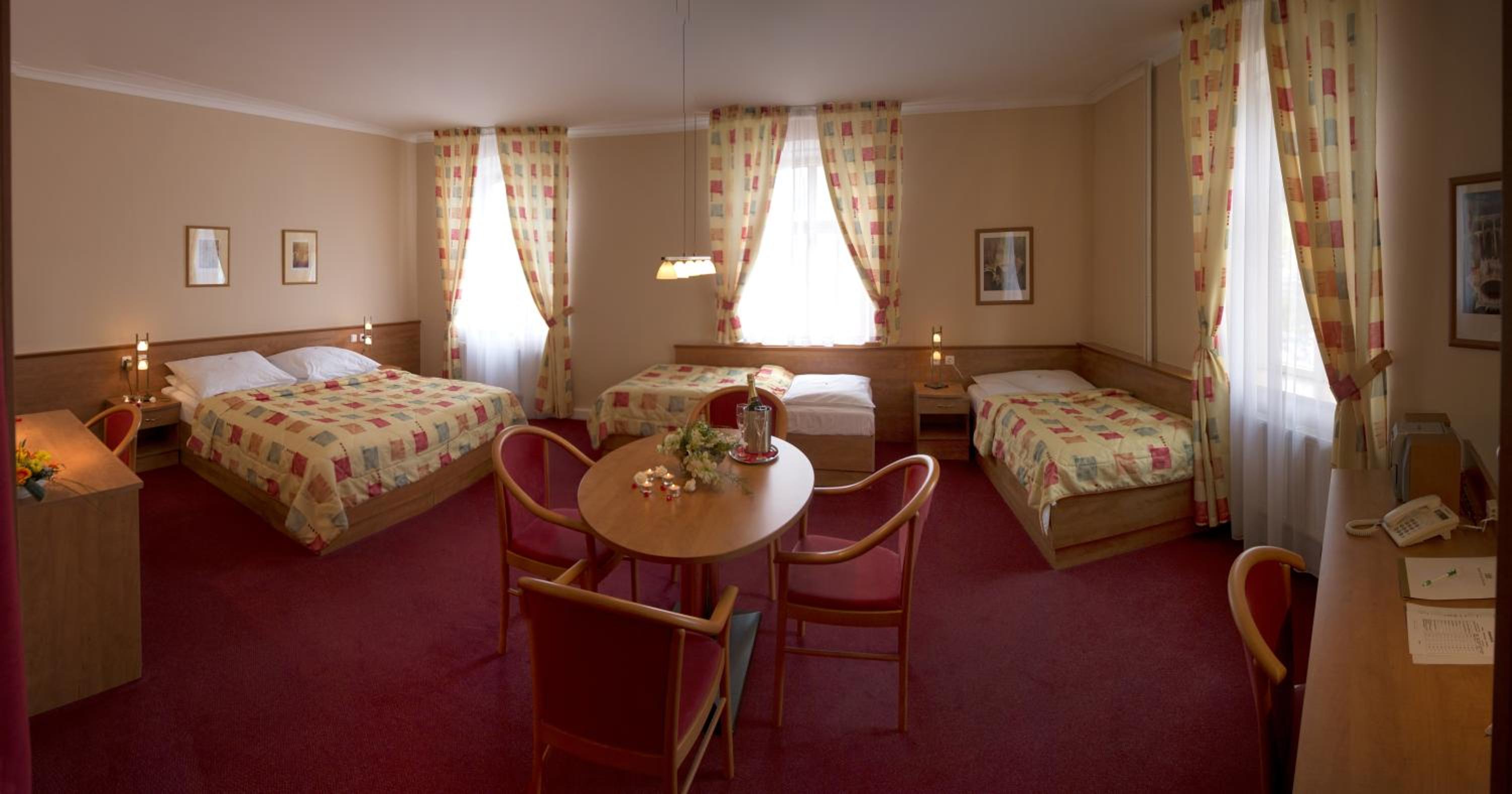 Comfort Suite photo 1