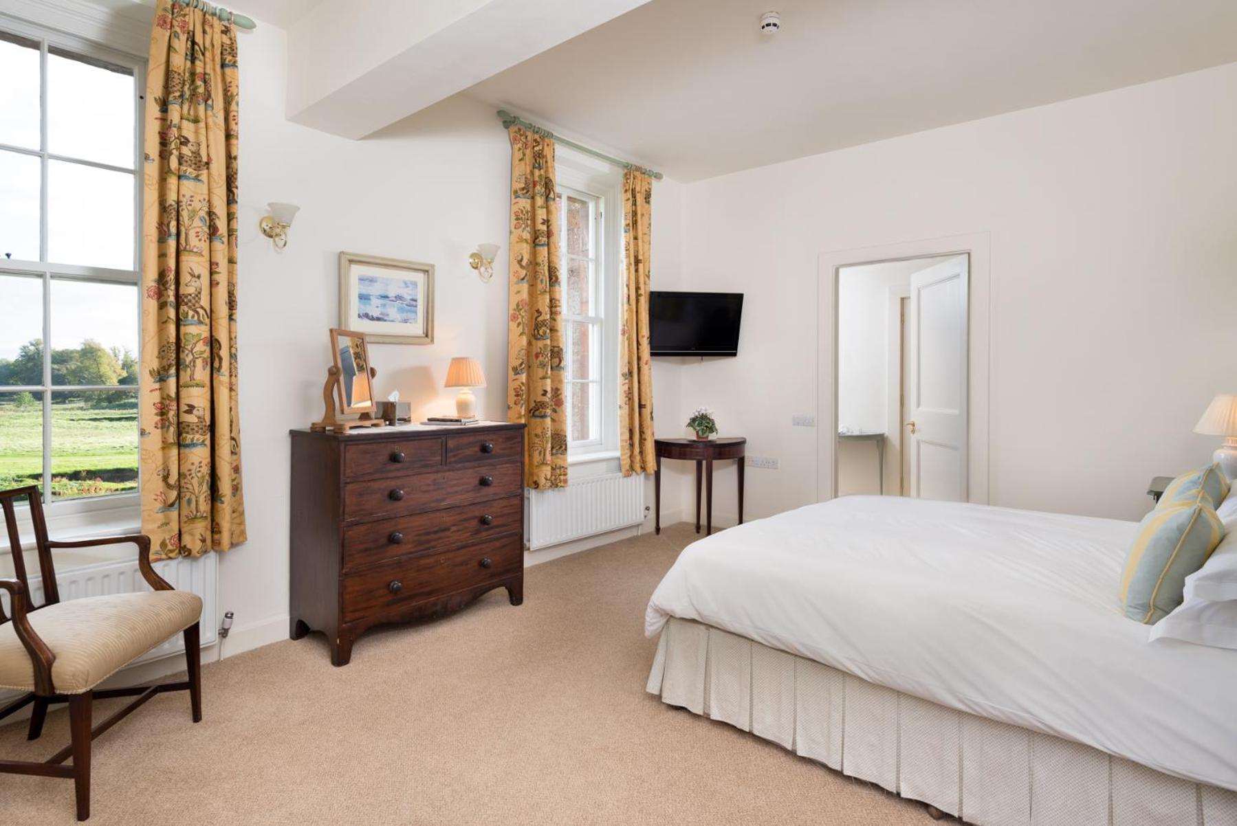 Superior Double or Twin Room with Mountain View - Photo 6