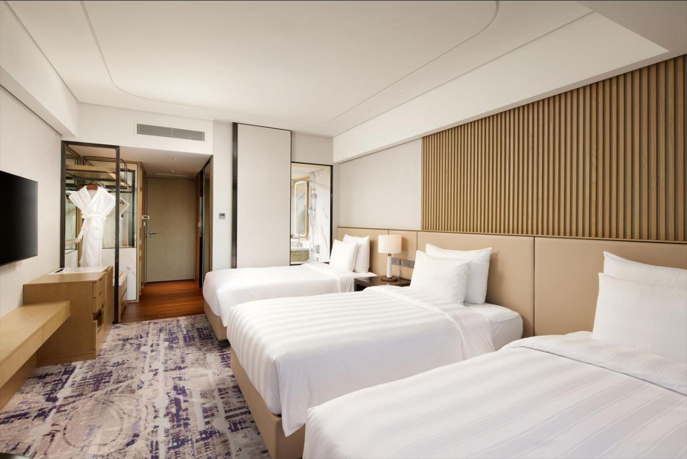 Deluxe Triple Room