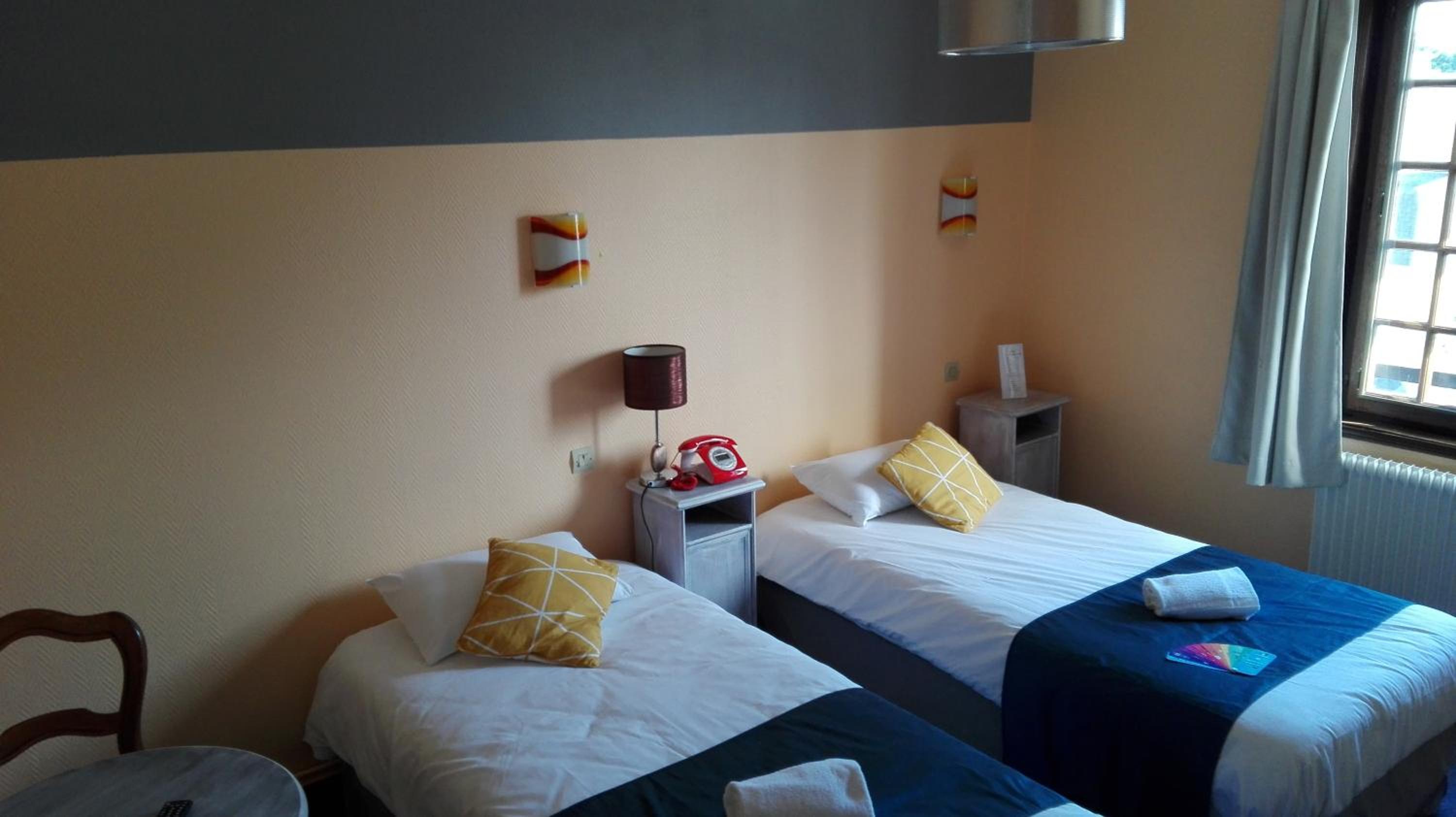 Classic Twin Room