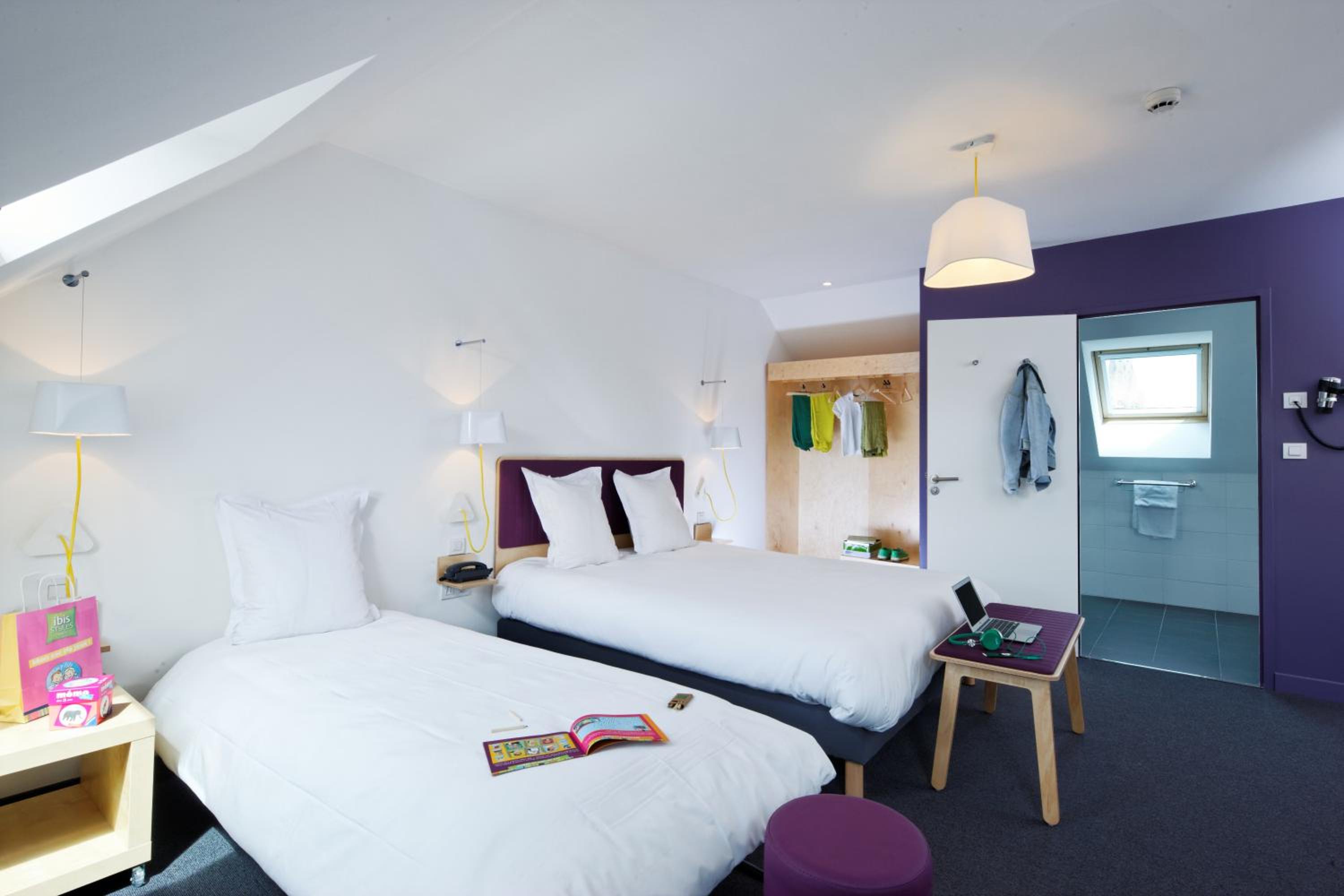 Suite with Double Bed and Sofa Bed photo 2