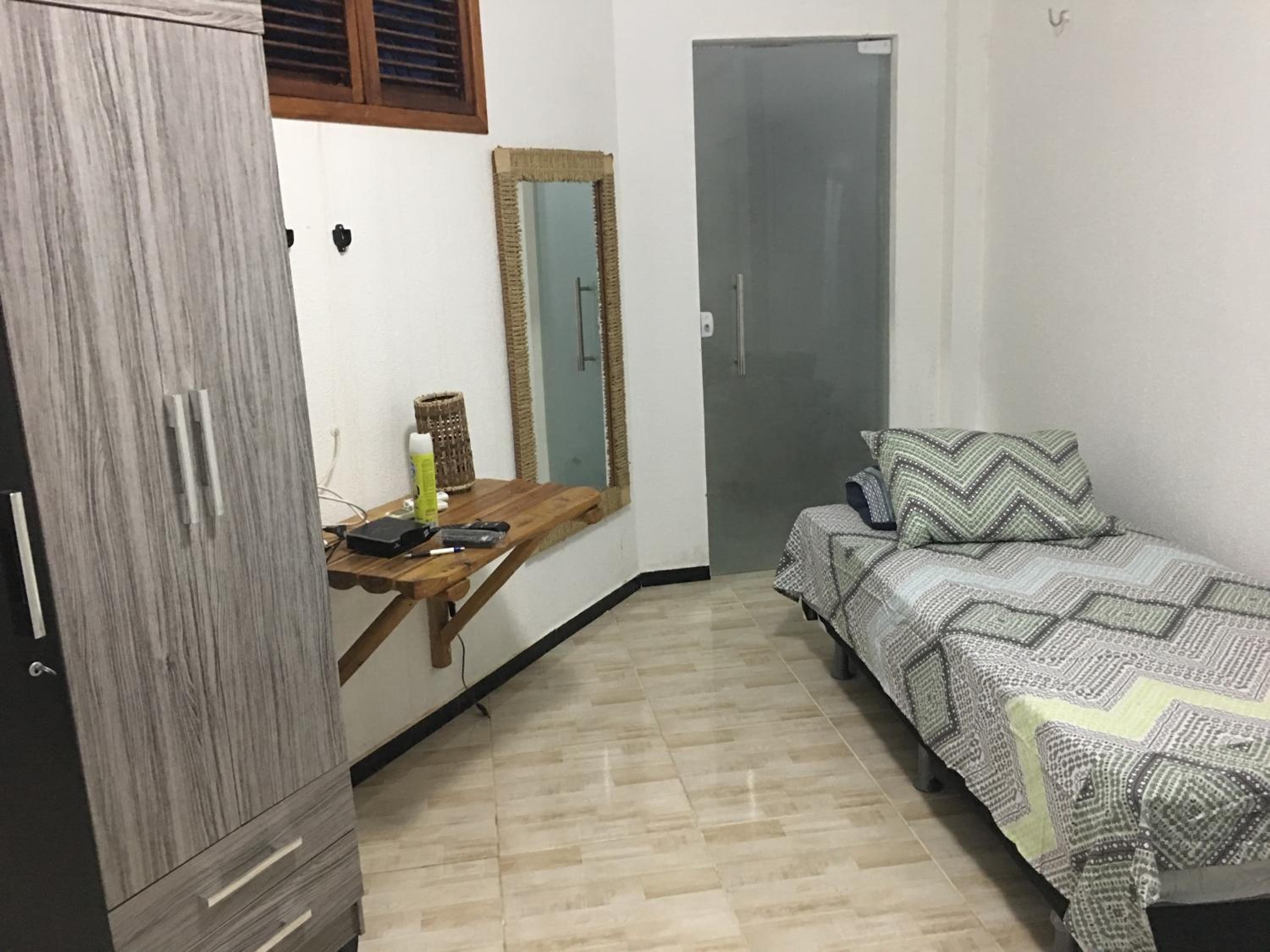 Apartment 18 photo 1