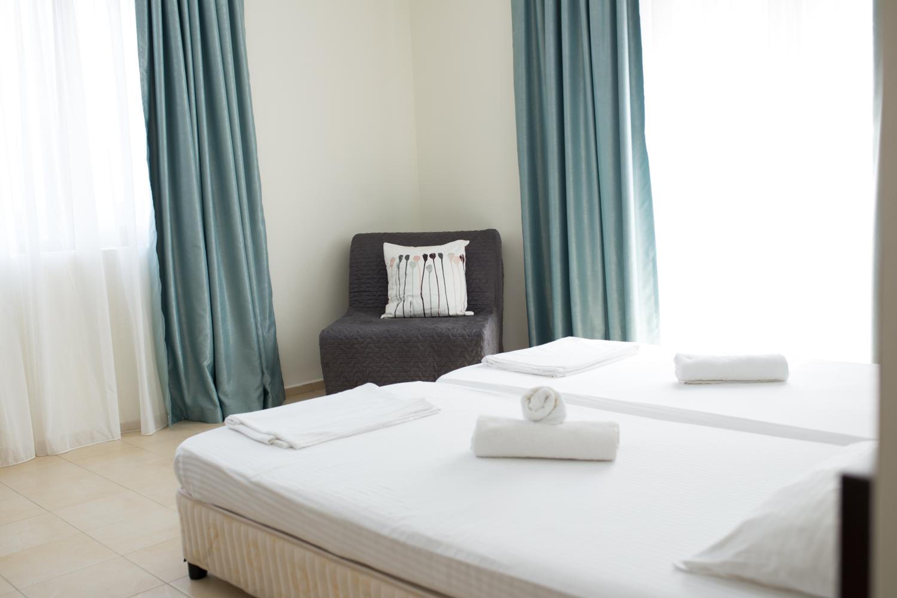 Superior Double Room with Sea View - Photo 2