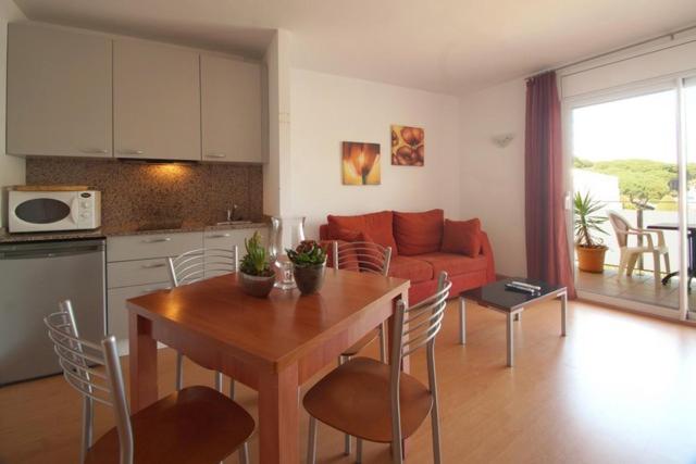 Studio Apartment photo 2