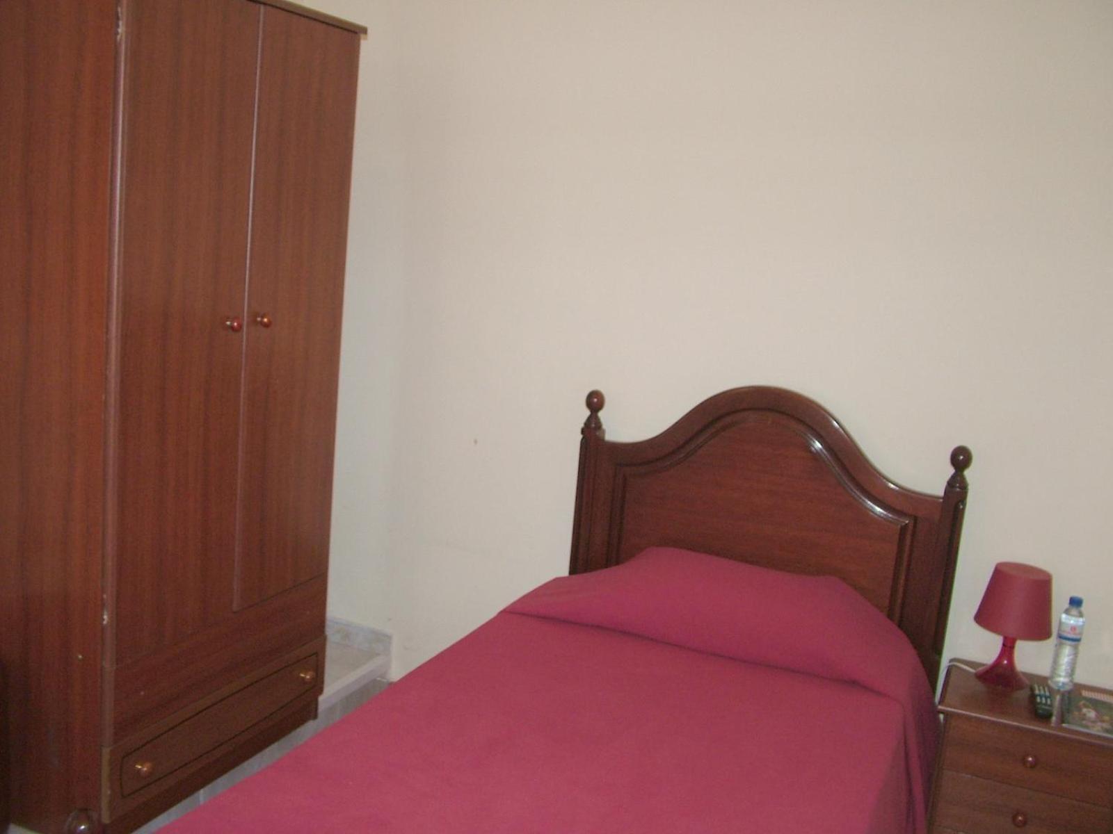 Single Room photo 3