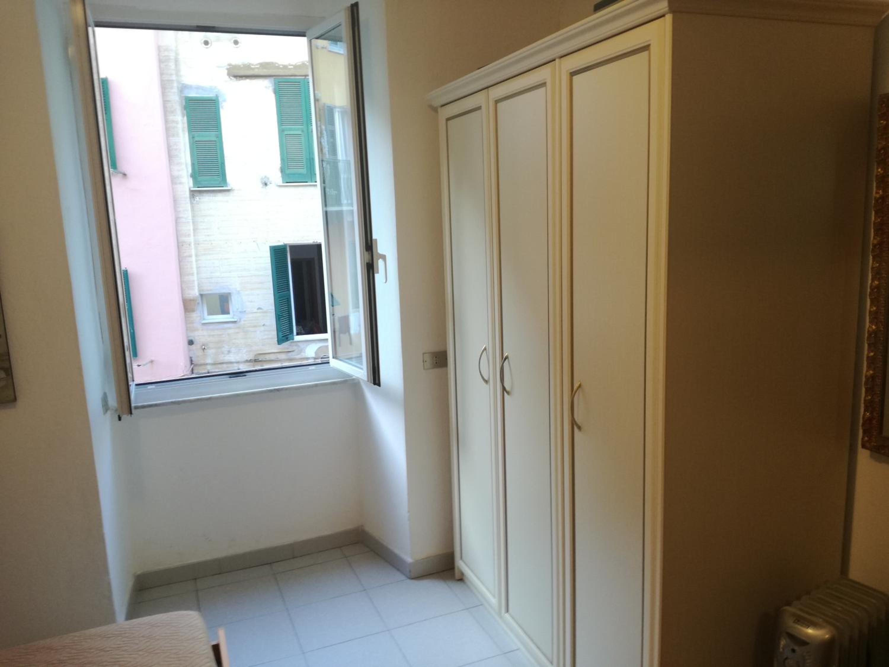 One-Bedroom Apartment (3 Adults) photo 3