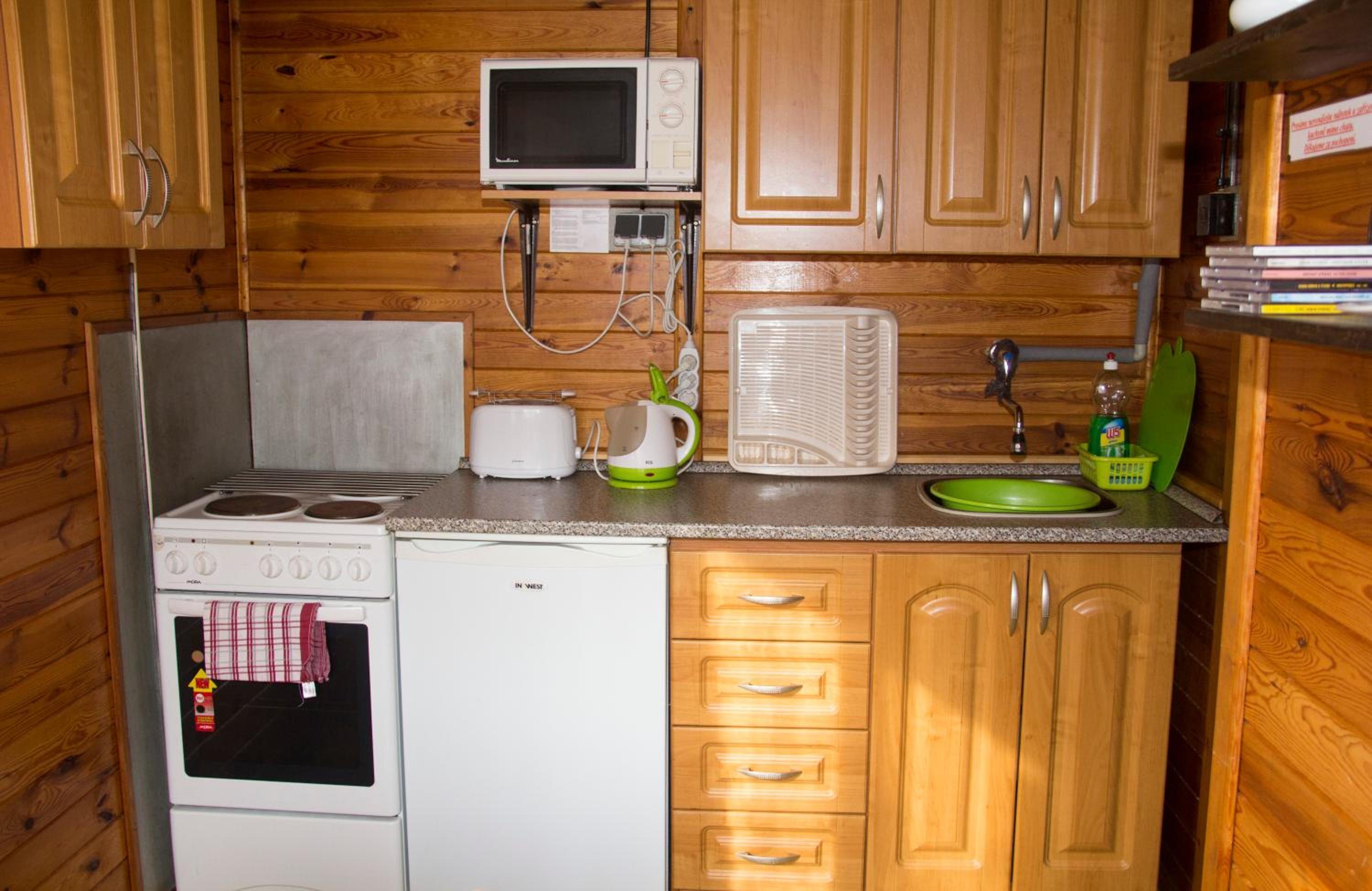 Holiday Home with Shared Bathroom photo 3
