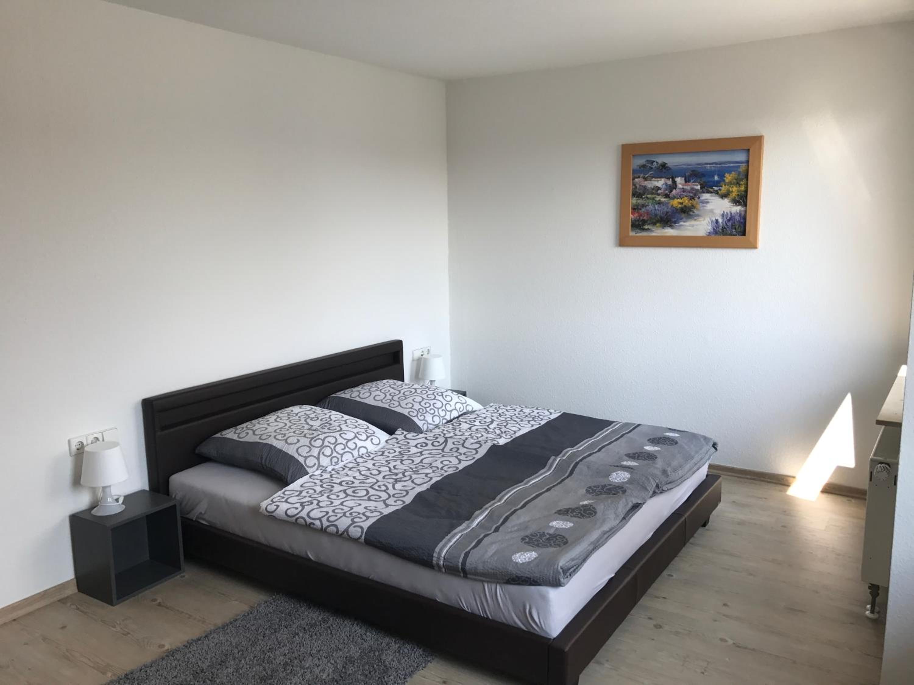 Apartment with Terrace - Photo 1