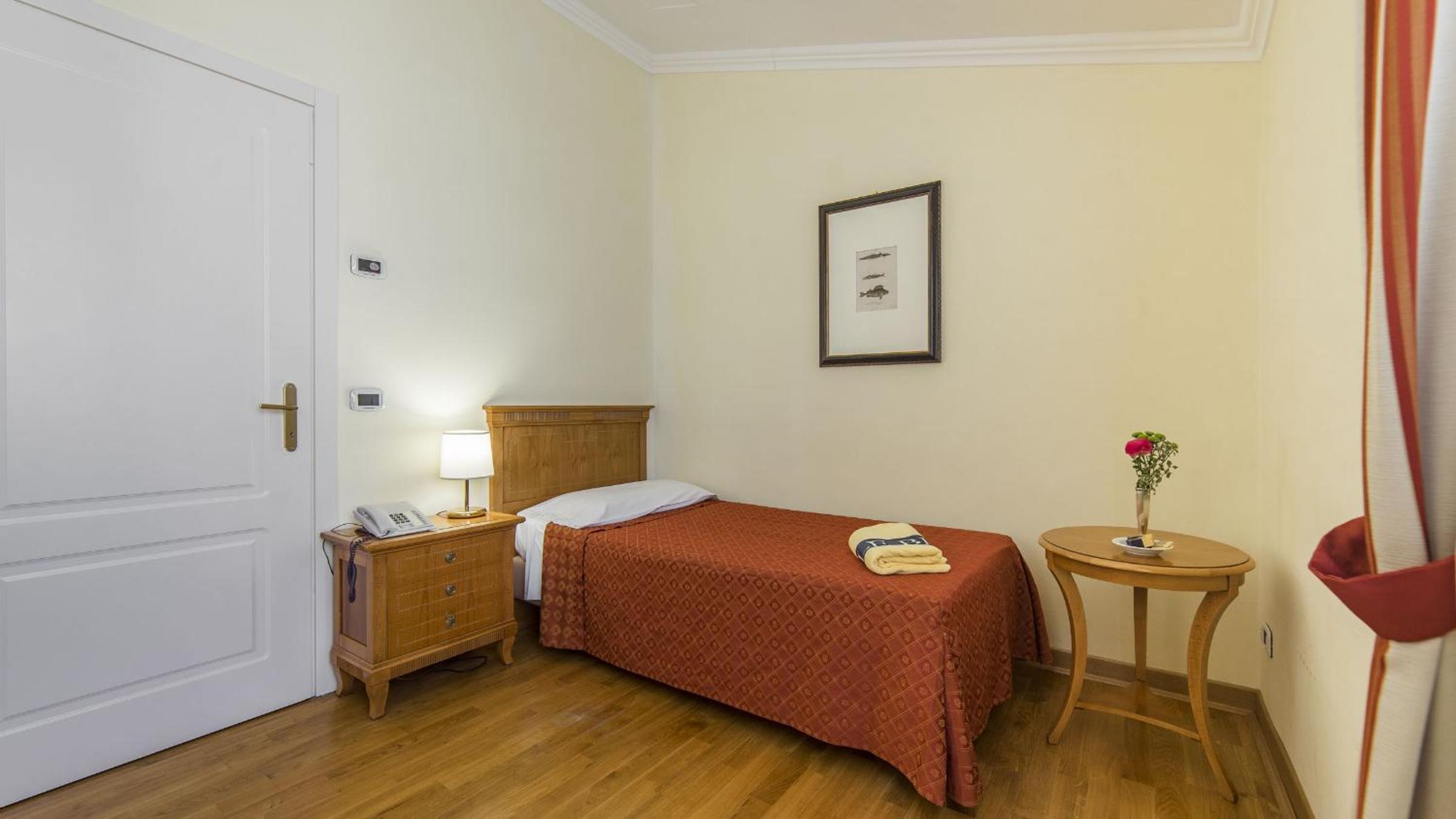 Single Room