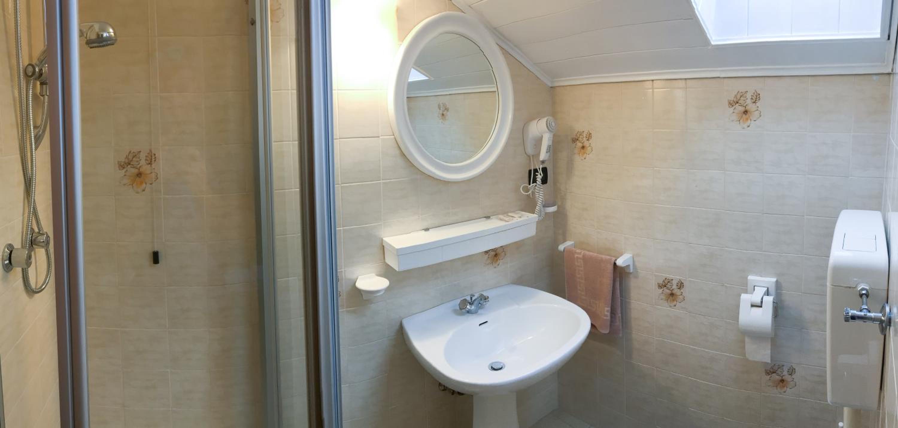 Double Or Twin Room photo 2