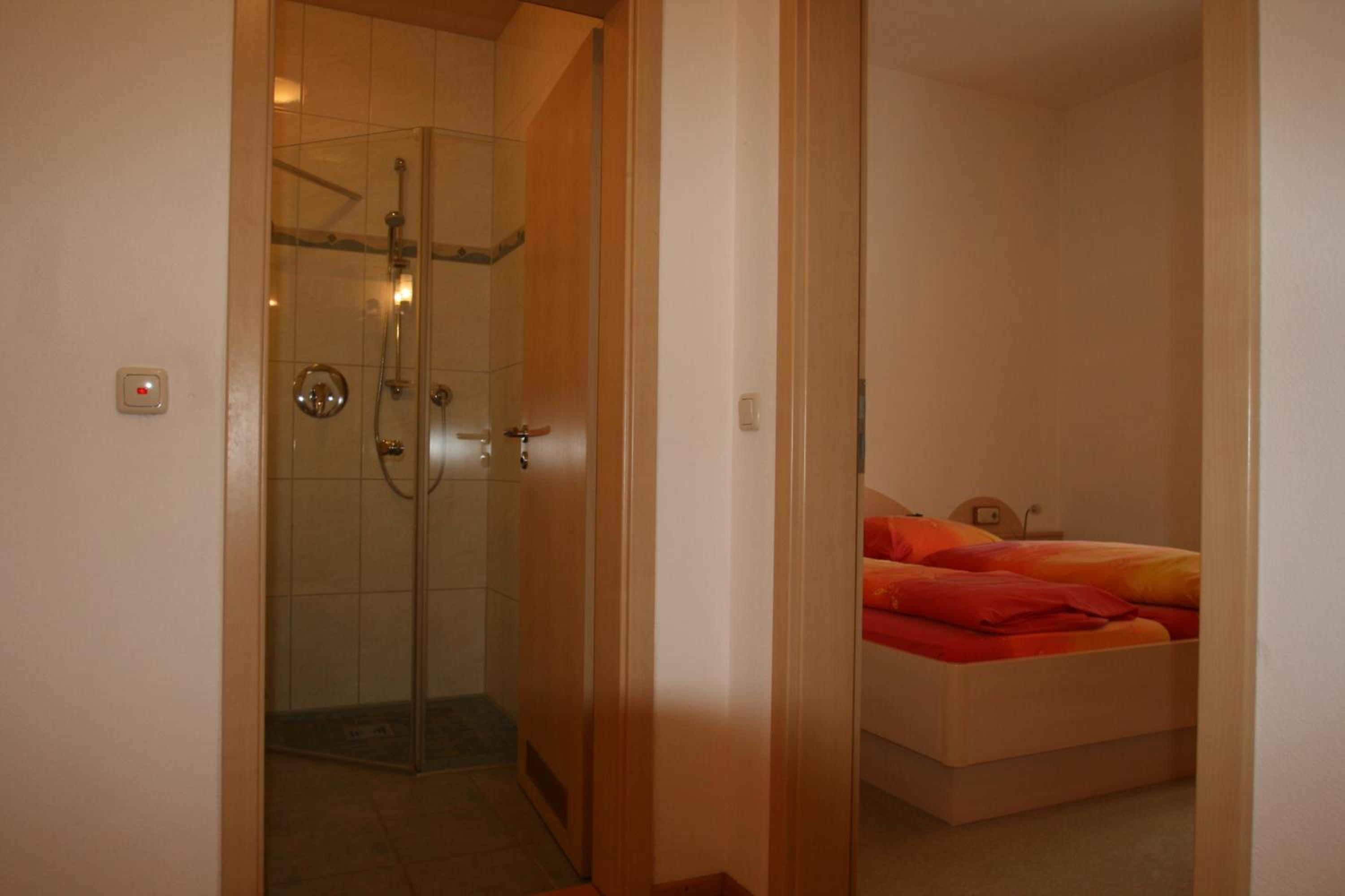 Apartment photo 3