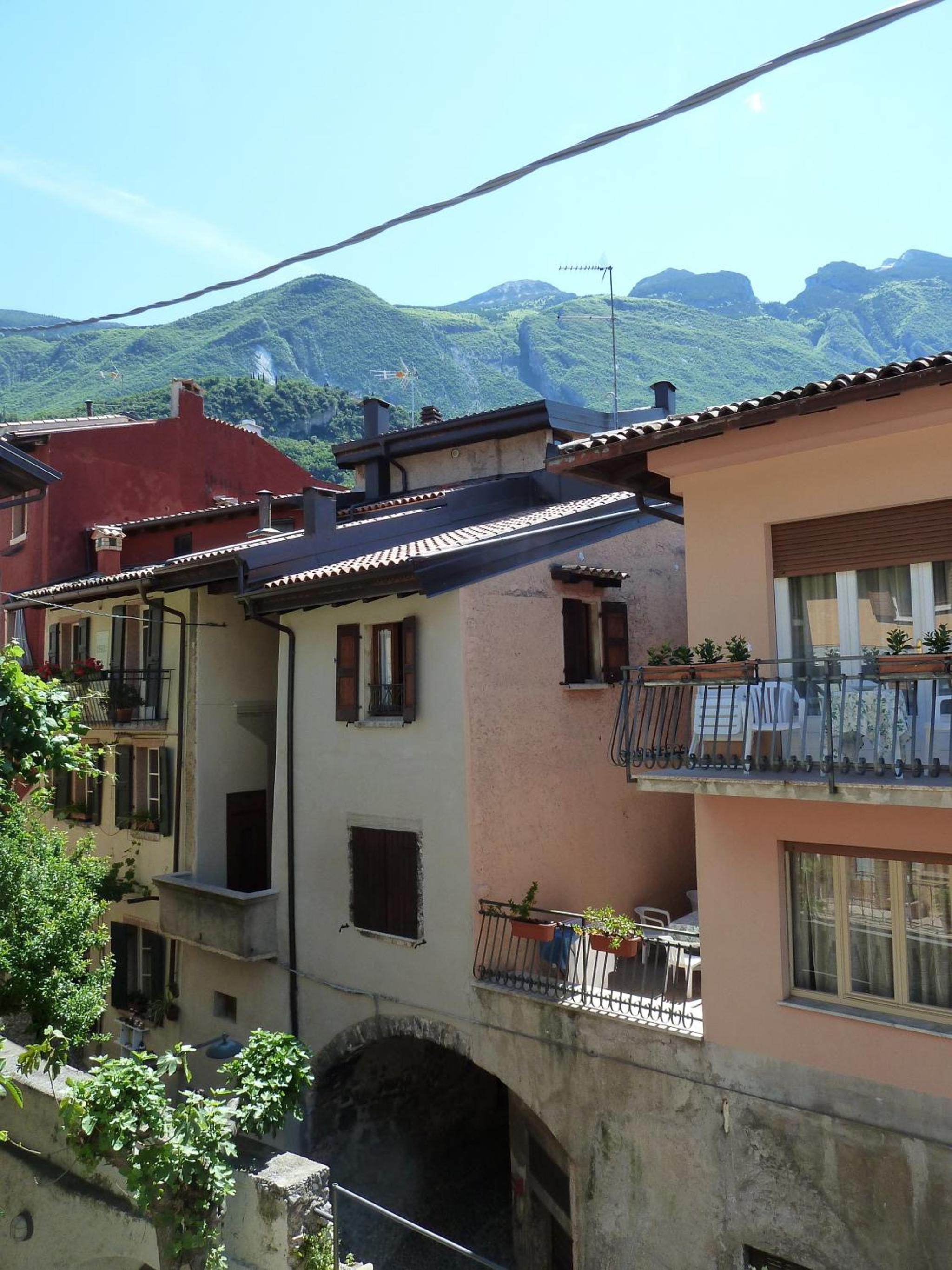 Apartment with Balcony photo 2
