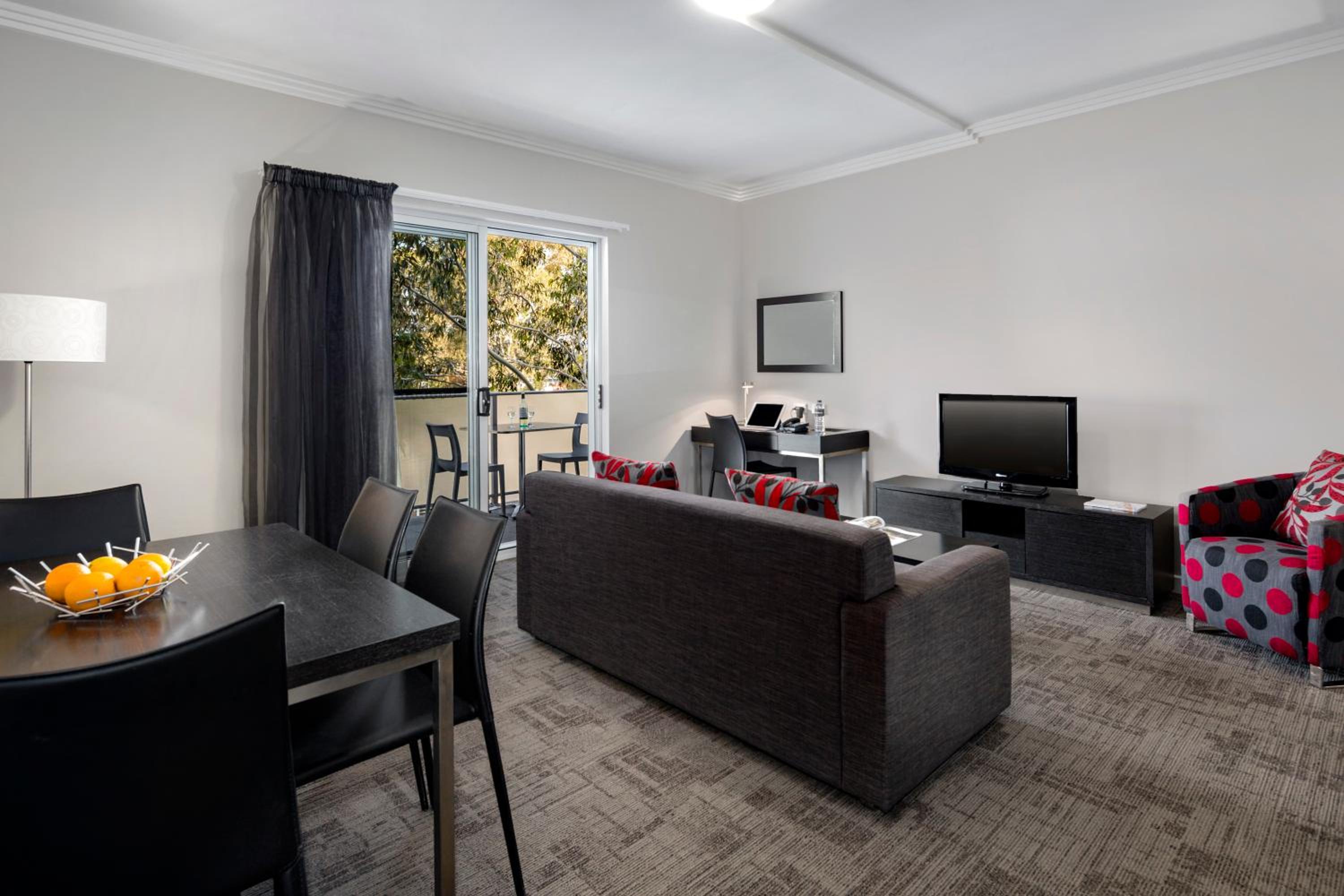  Executive One-Bedroom Apartment with Balcony - Photo 1