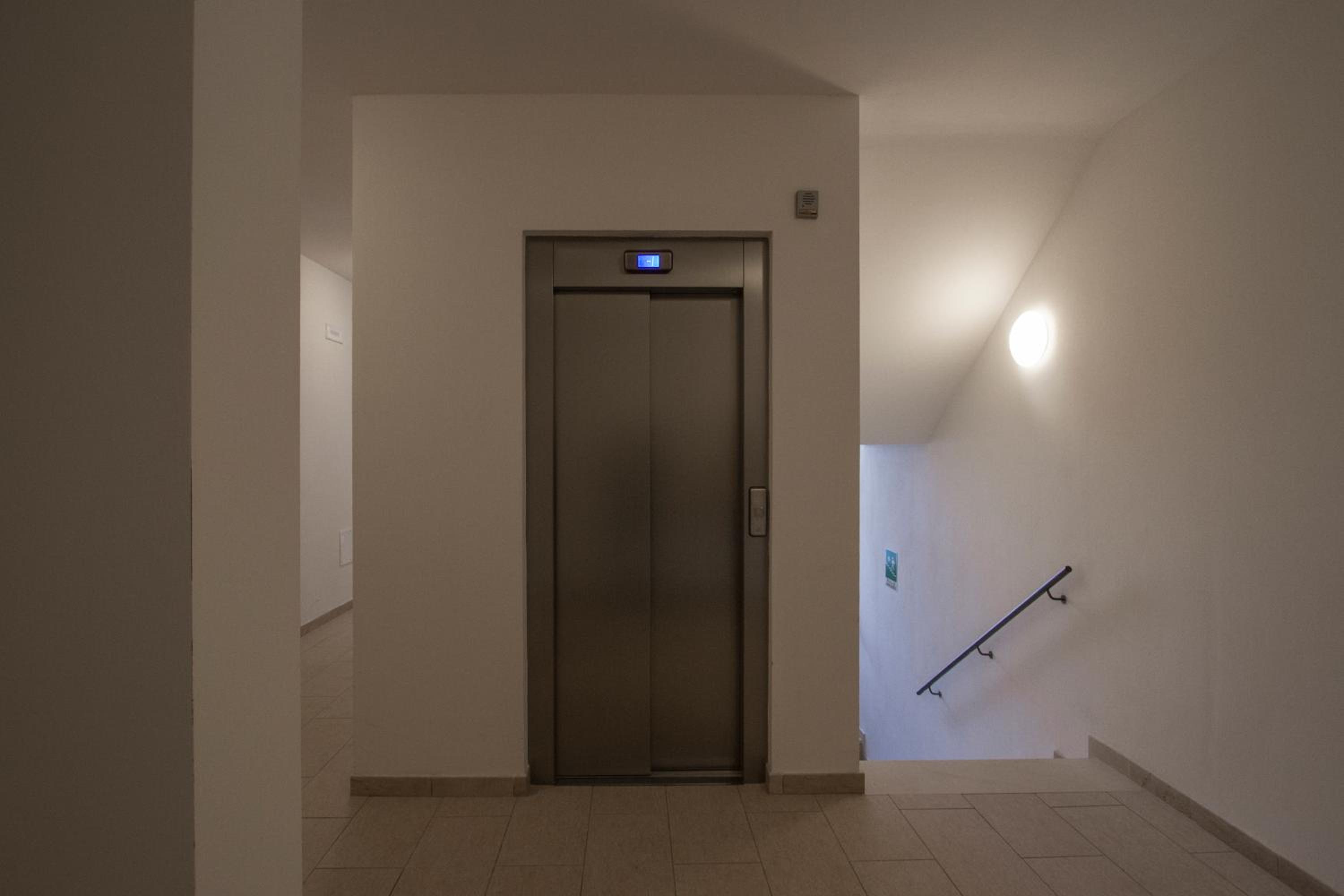 Apartment With Balcony photo 3