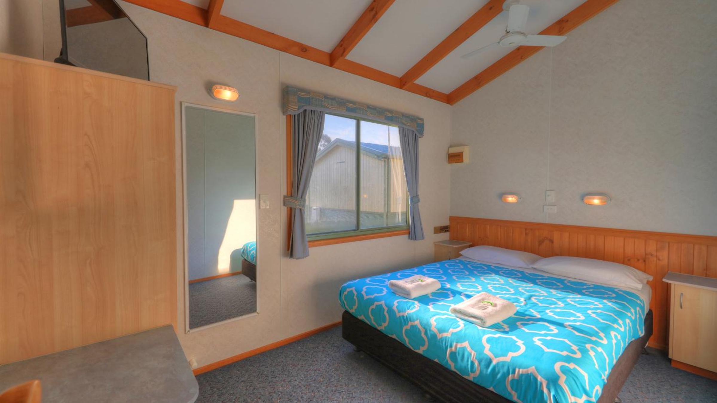 Snug Cove Two-Bedroom Villa (4 Guests) - No Pets Allowed photo 2