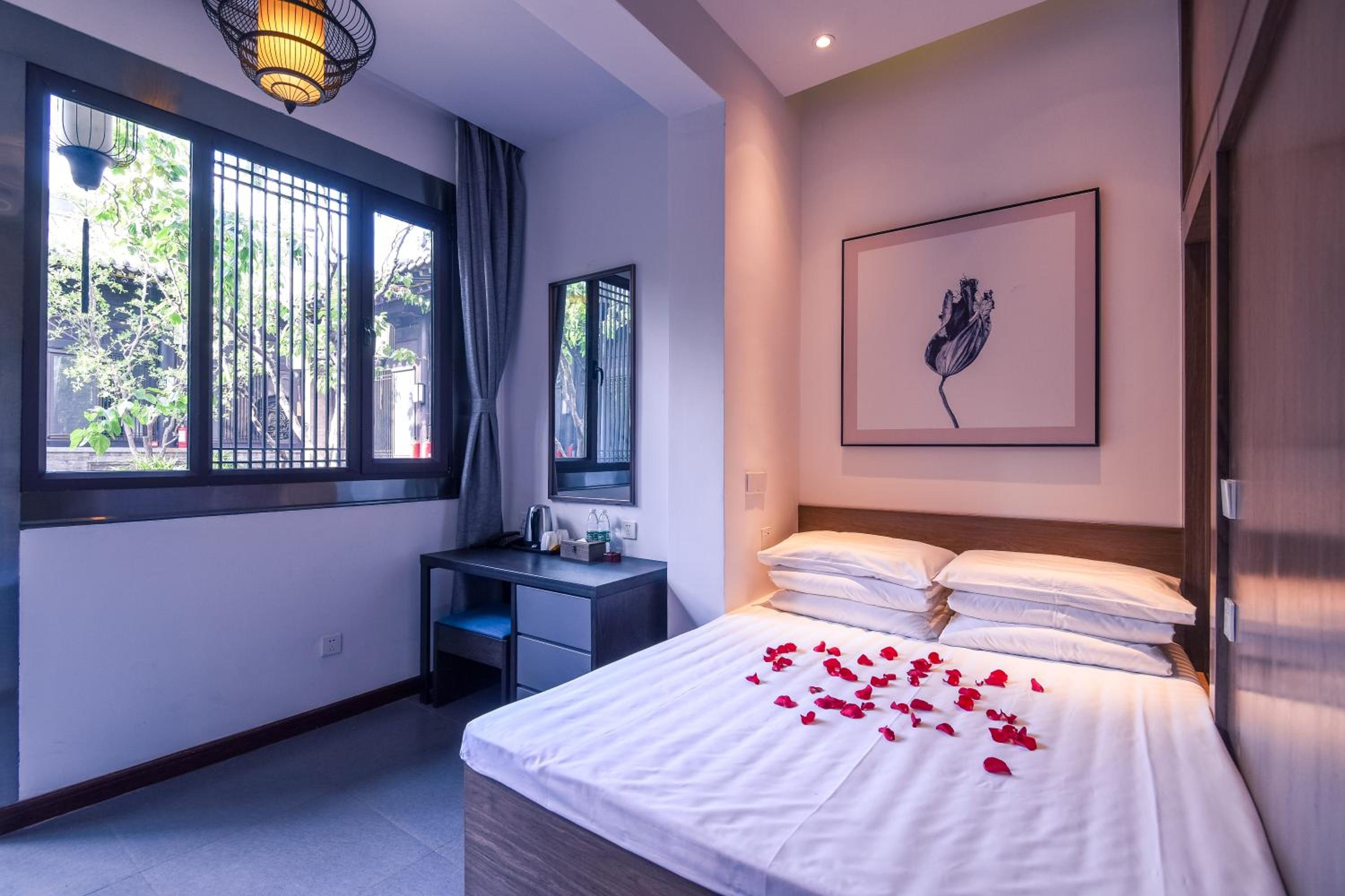 Double Room (1 Adult + 1 Child) photo 1