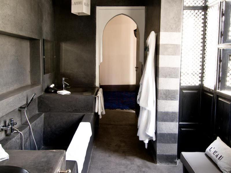 Chapter 4 Double Room