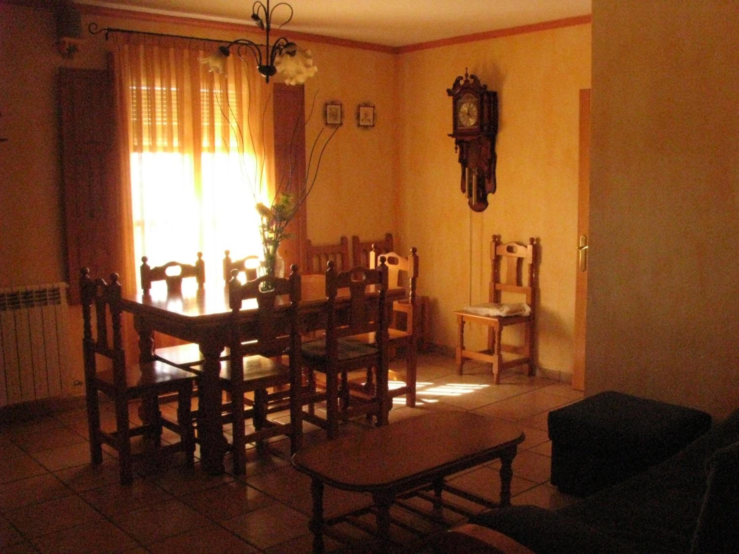 Apartment photo 2