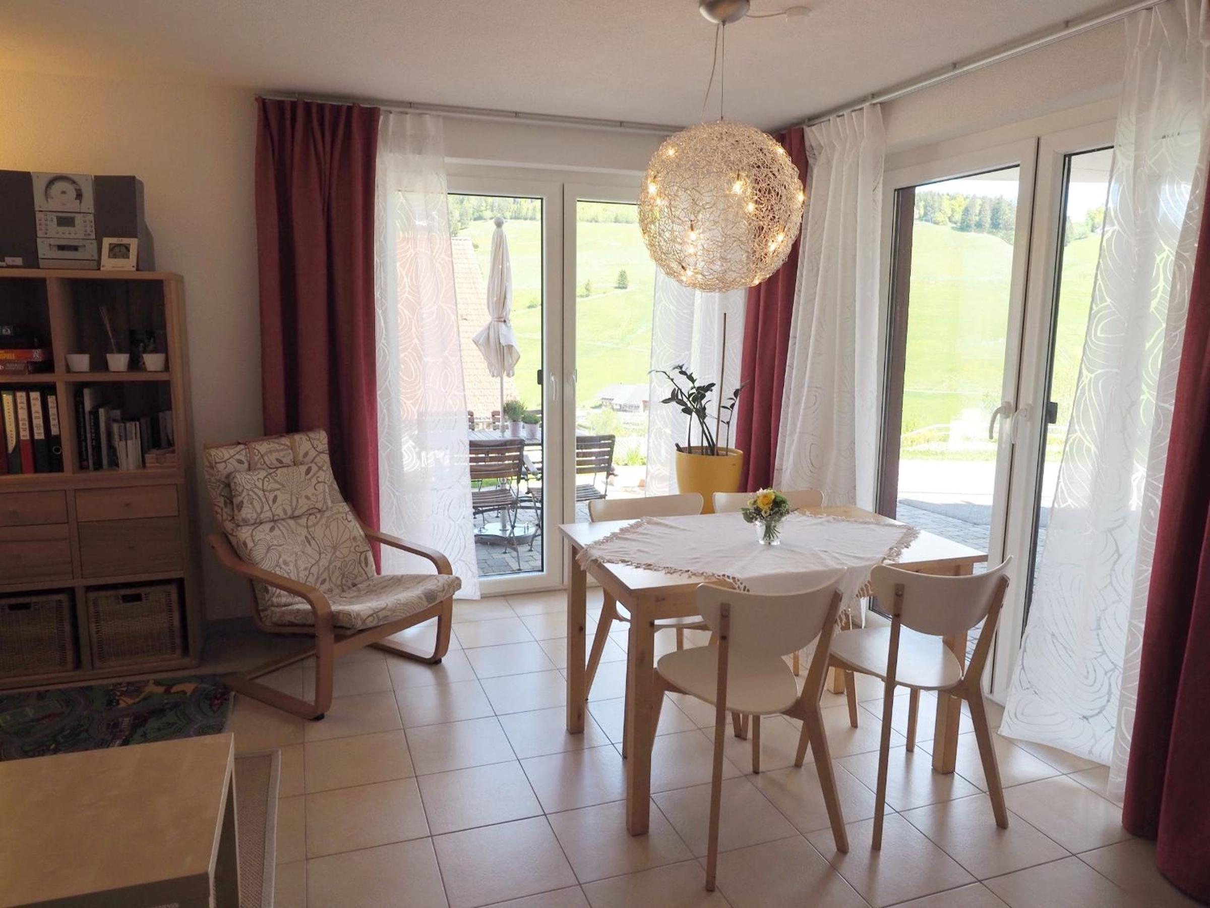Two-Bedroom Deluxe Apartment with Garden View photo 3