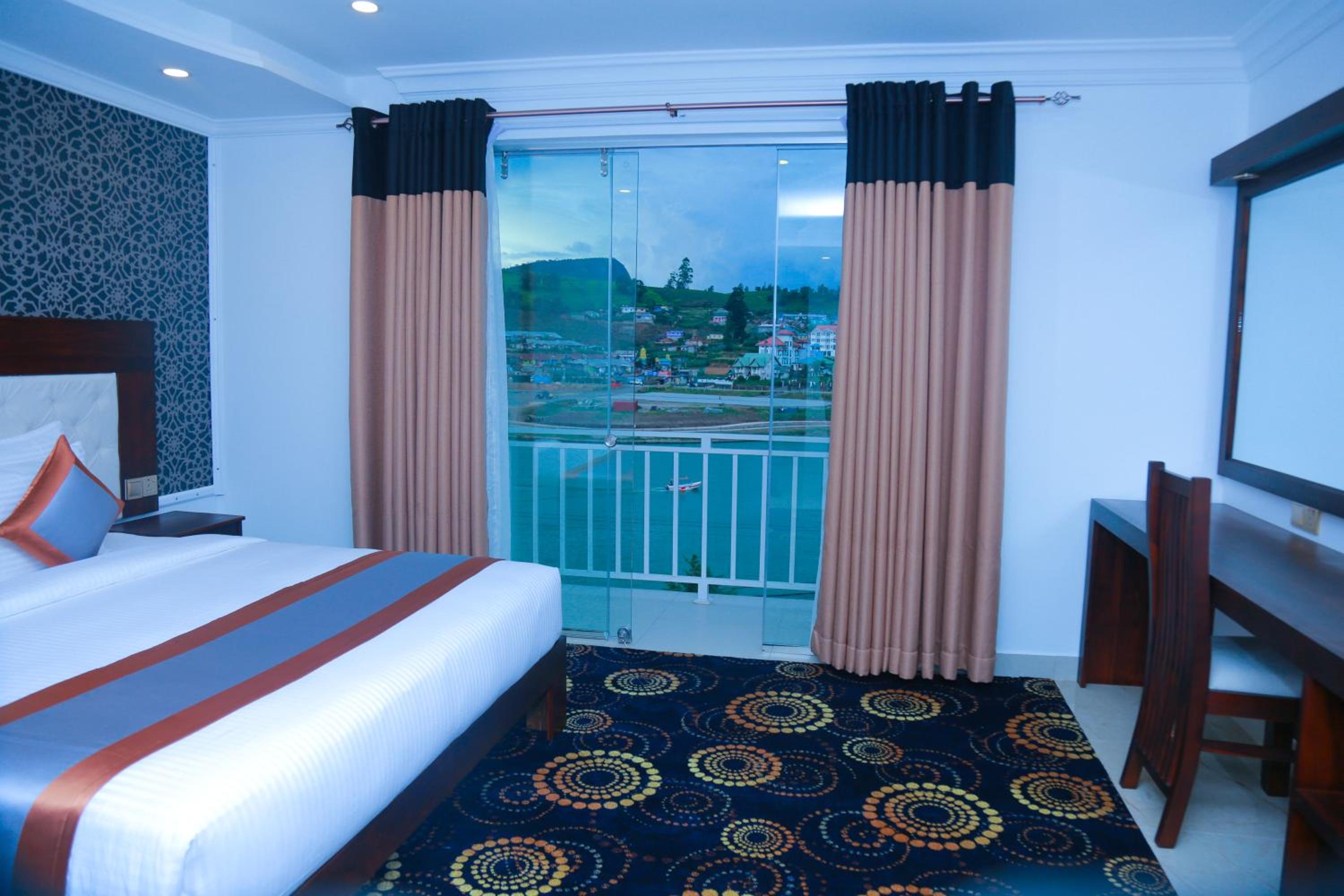 Double Room with Lake View photo 1