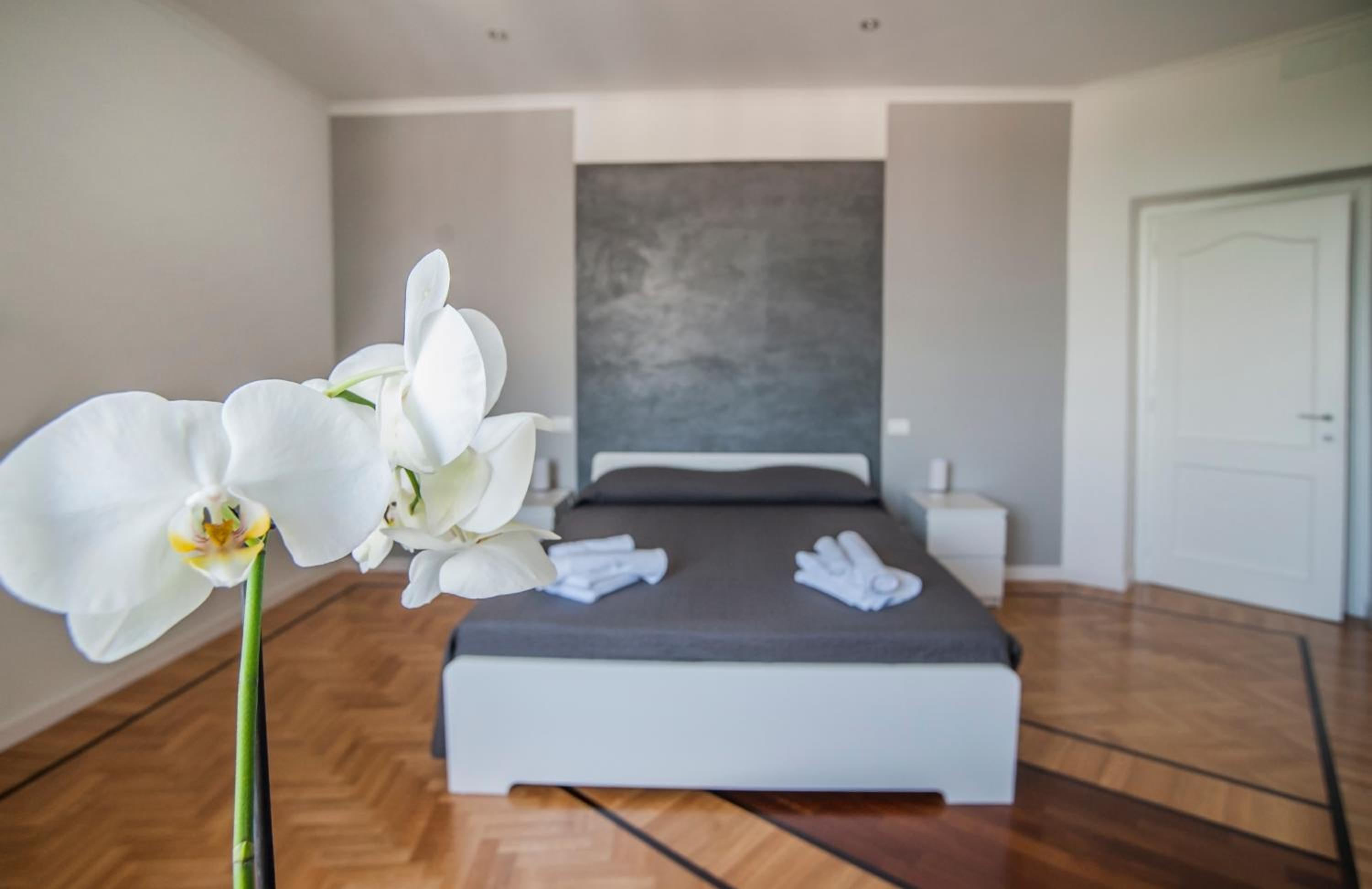 Triple Room with Private External Bathroom photo 1