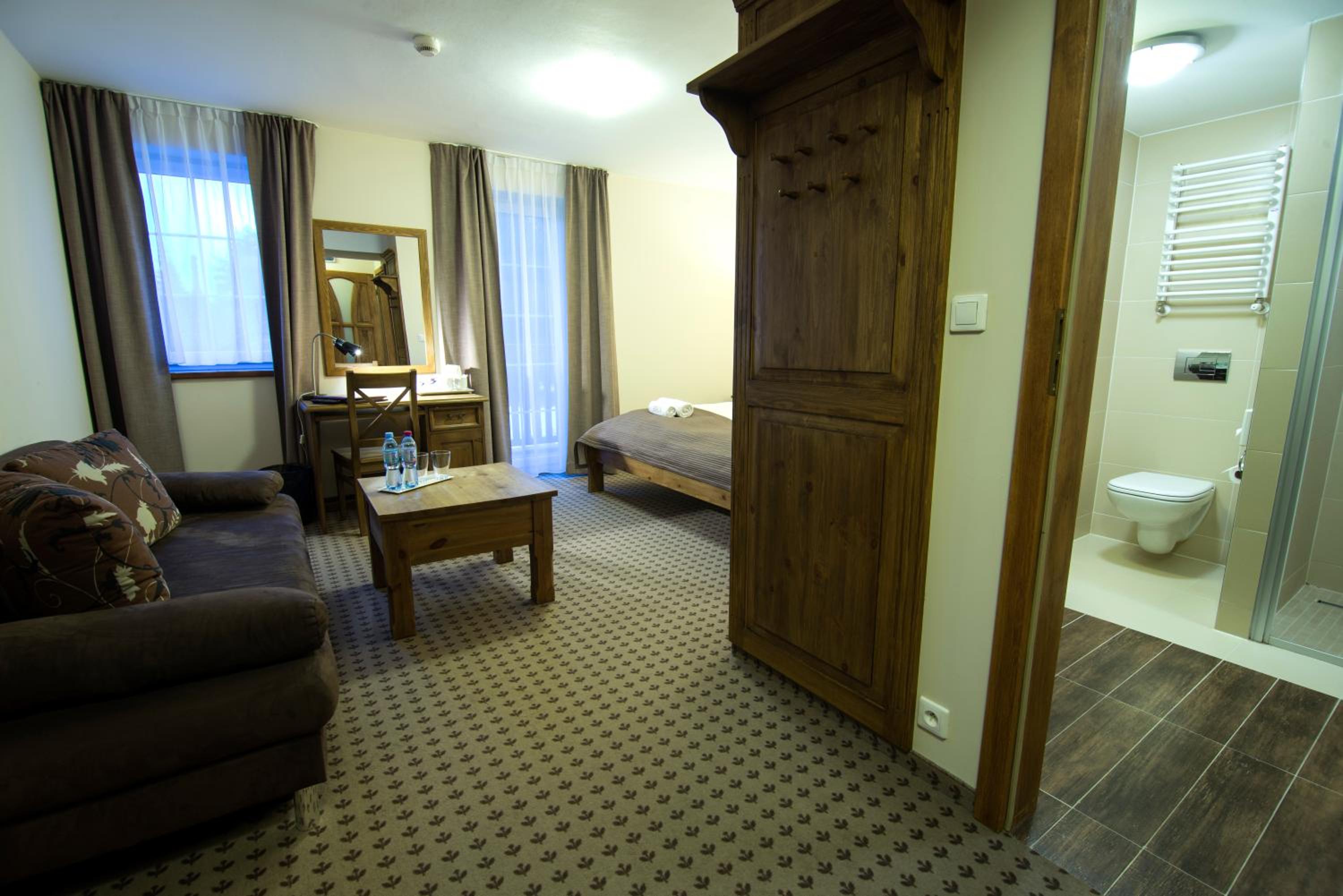 Deluxe Double or Twin Room - Photo 4