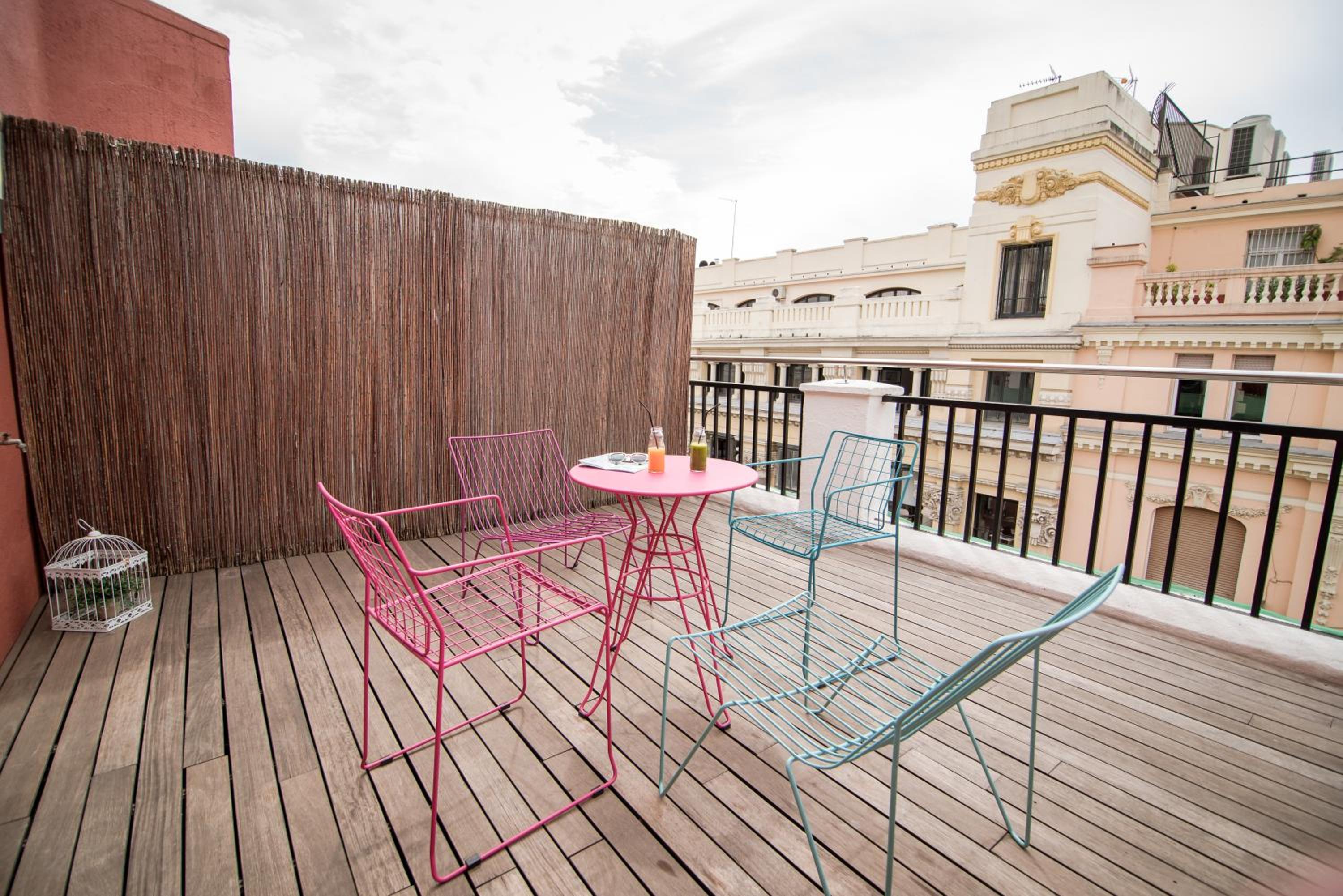 Deluxe Room with Terrace (4 Adults) - Photo 4