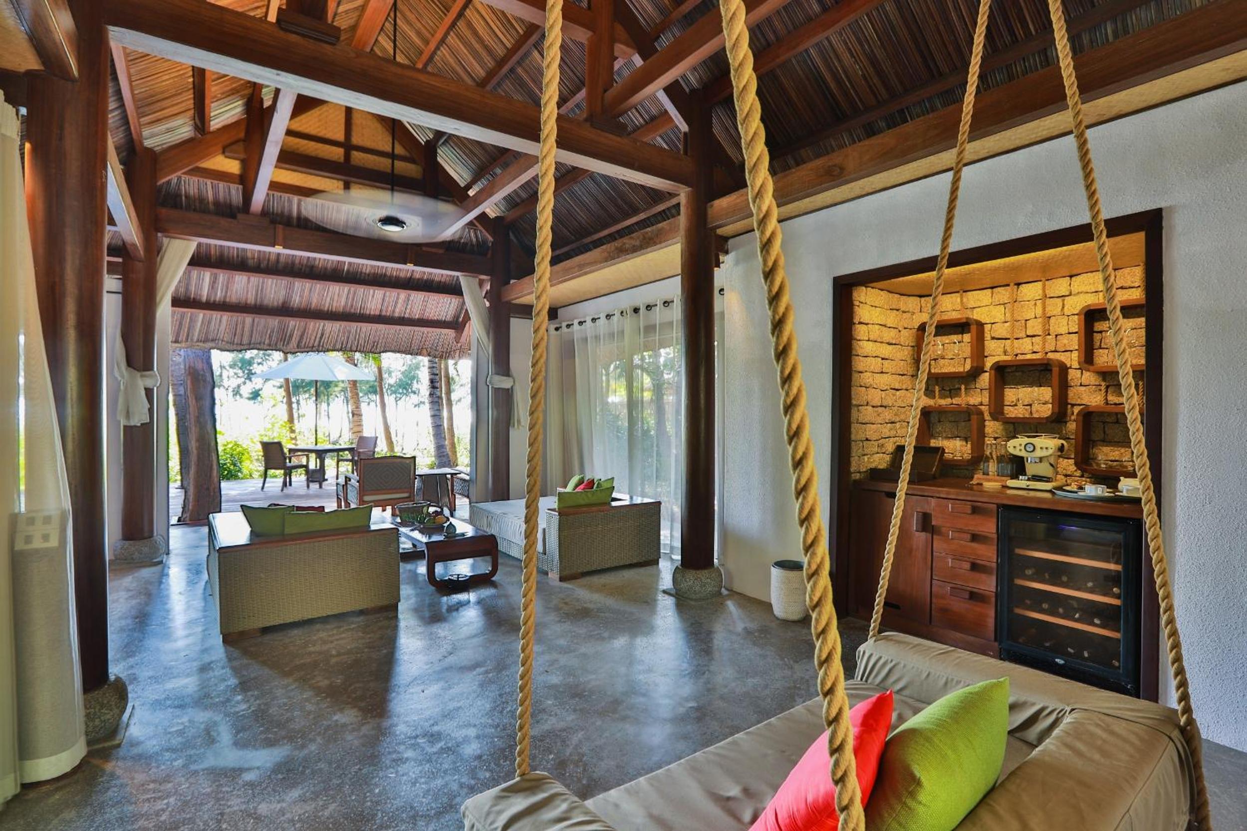 Lagoon Pool Villa - Photo 3