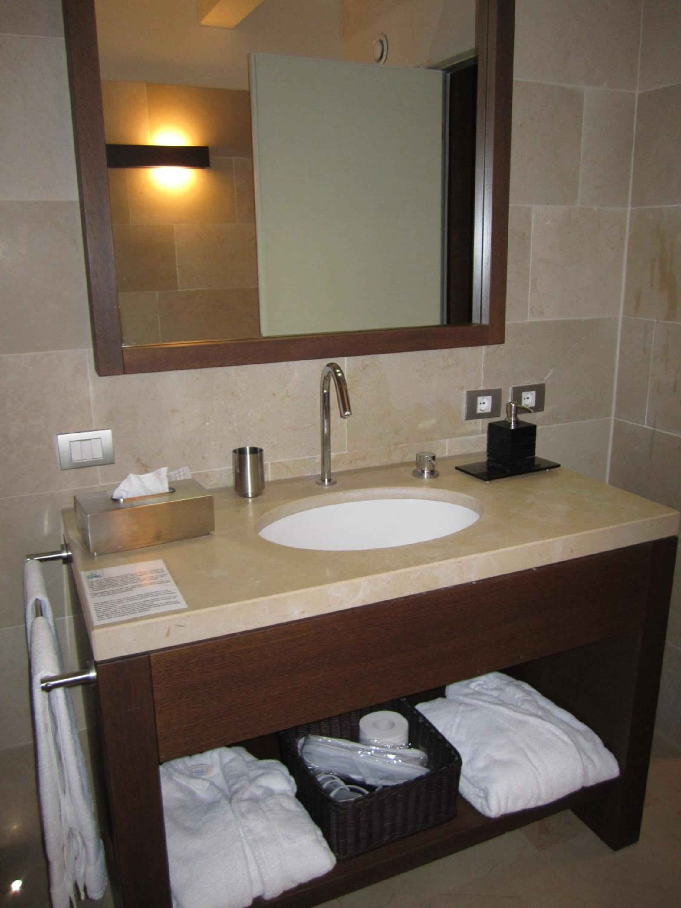 Classic Double Room - Photo 5