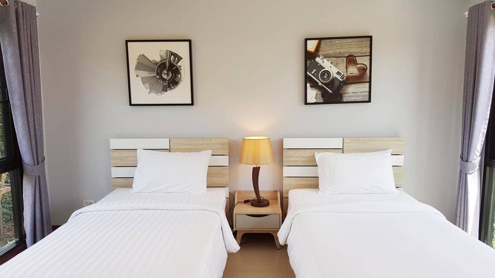 Twin Studio with Mountain View (Friendly Room) - Photo 1