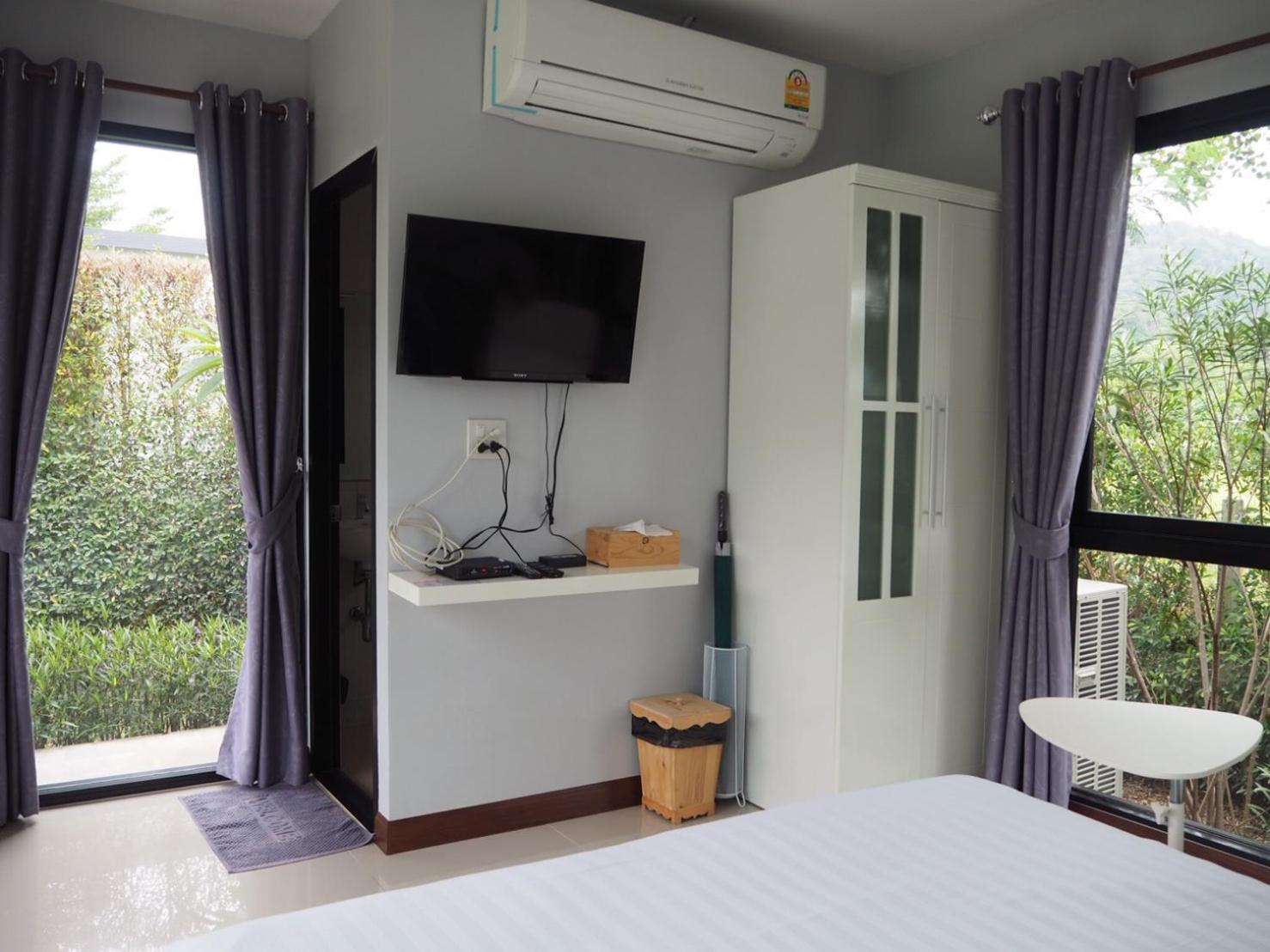 Double Studio with Mountain View (Lovely Room) - Photo 2
