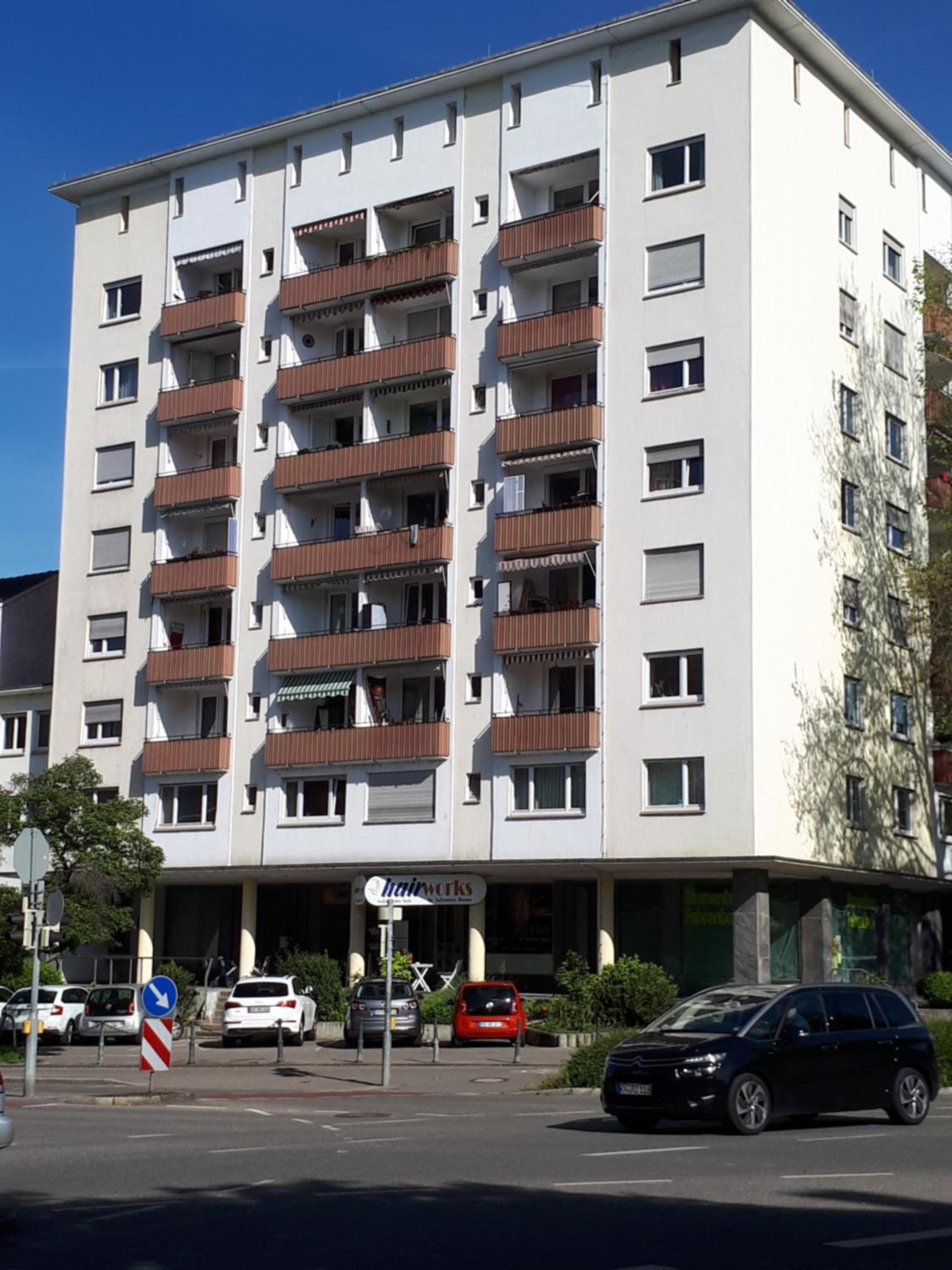 Apartment with Balcony photo 2