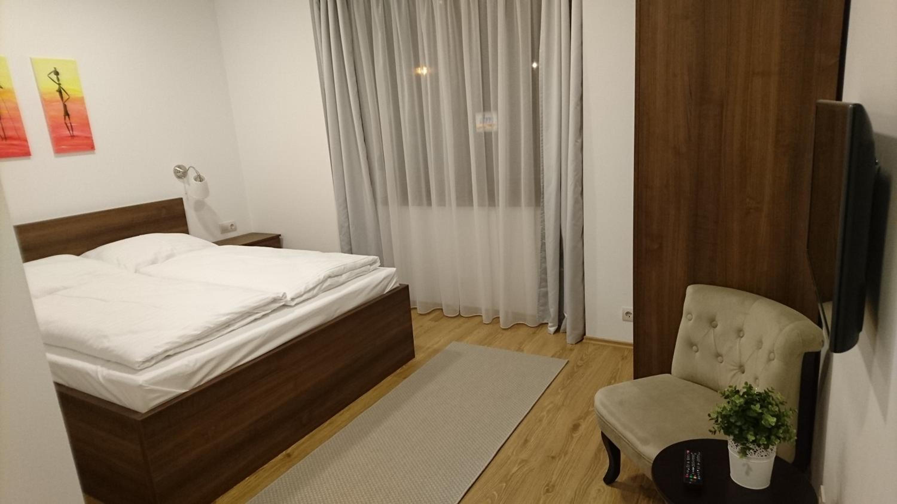 Double Room with Private Bathroom photo 1