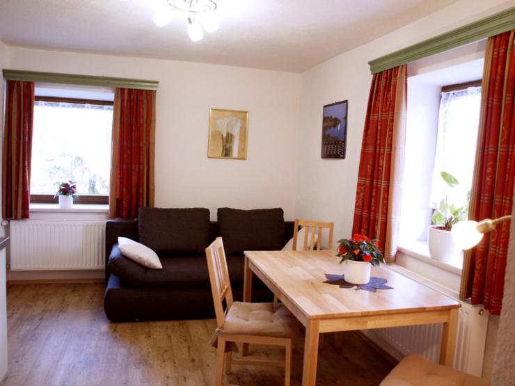 Apartment with Balcony photo 1
