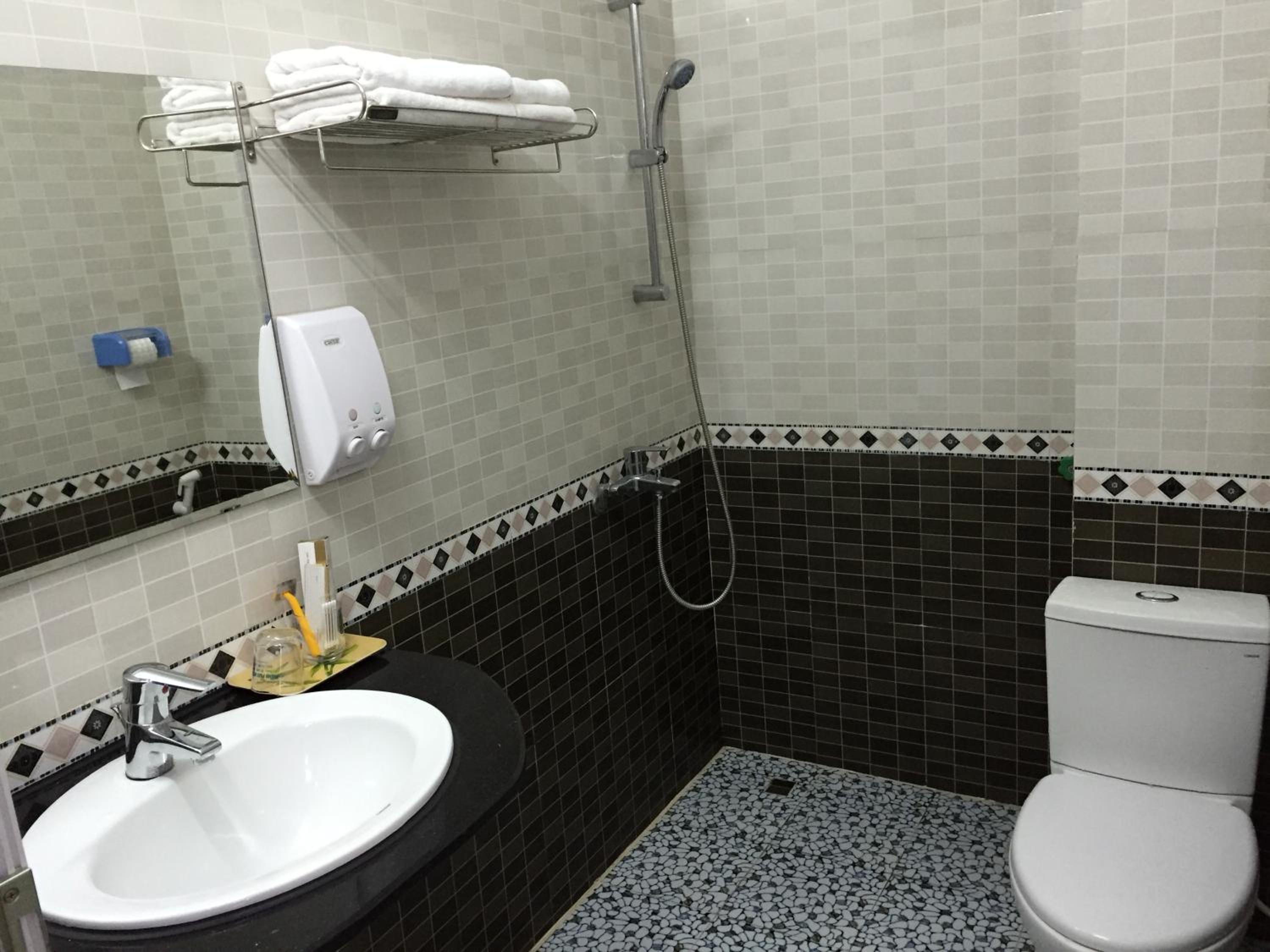 Standard Twin Room photo 2