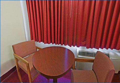 Double Room with Two Double Beds - Photo 4