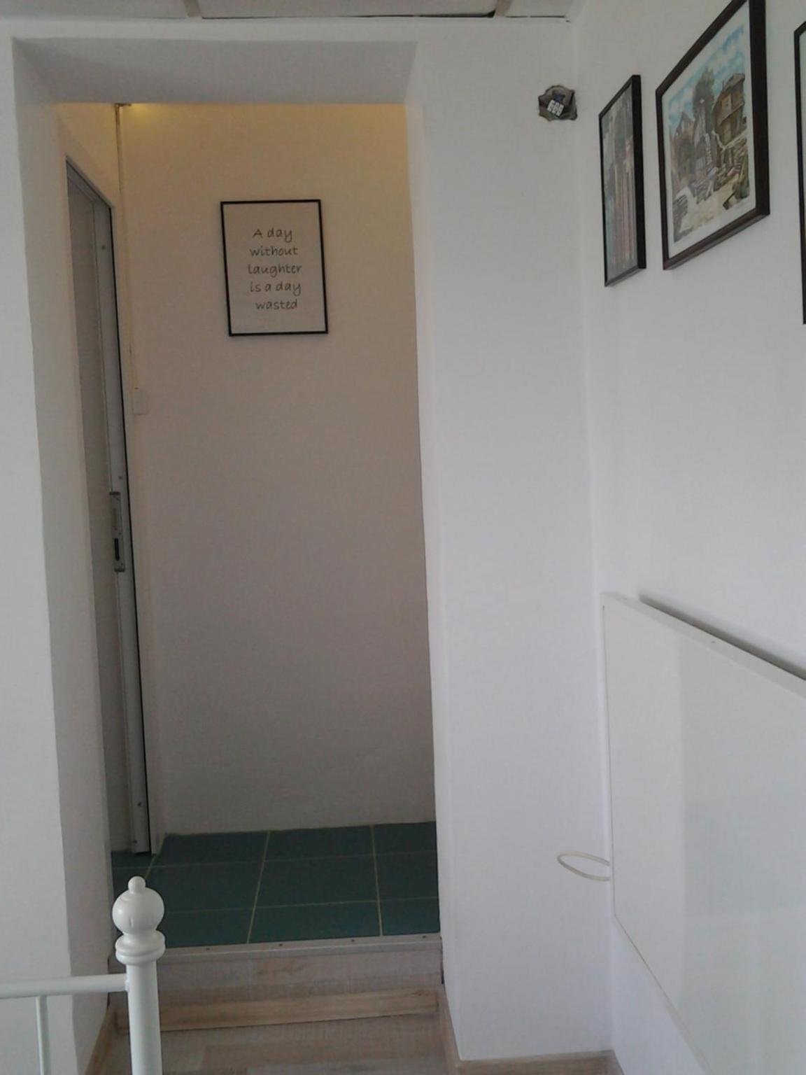Double Room - Photo 6