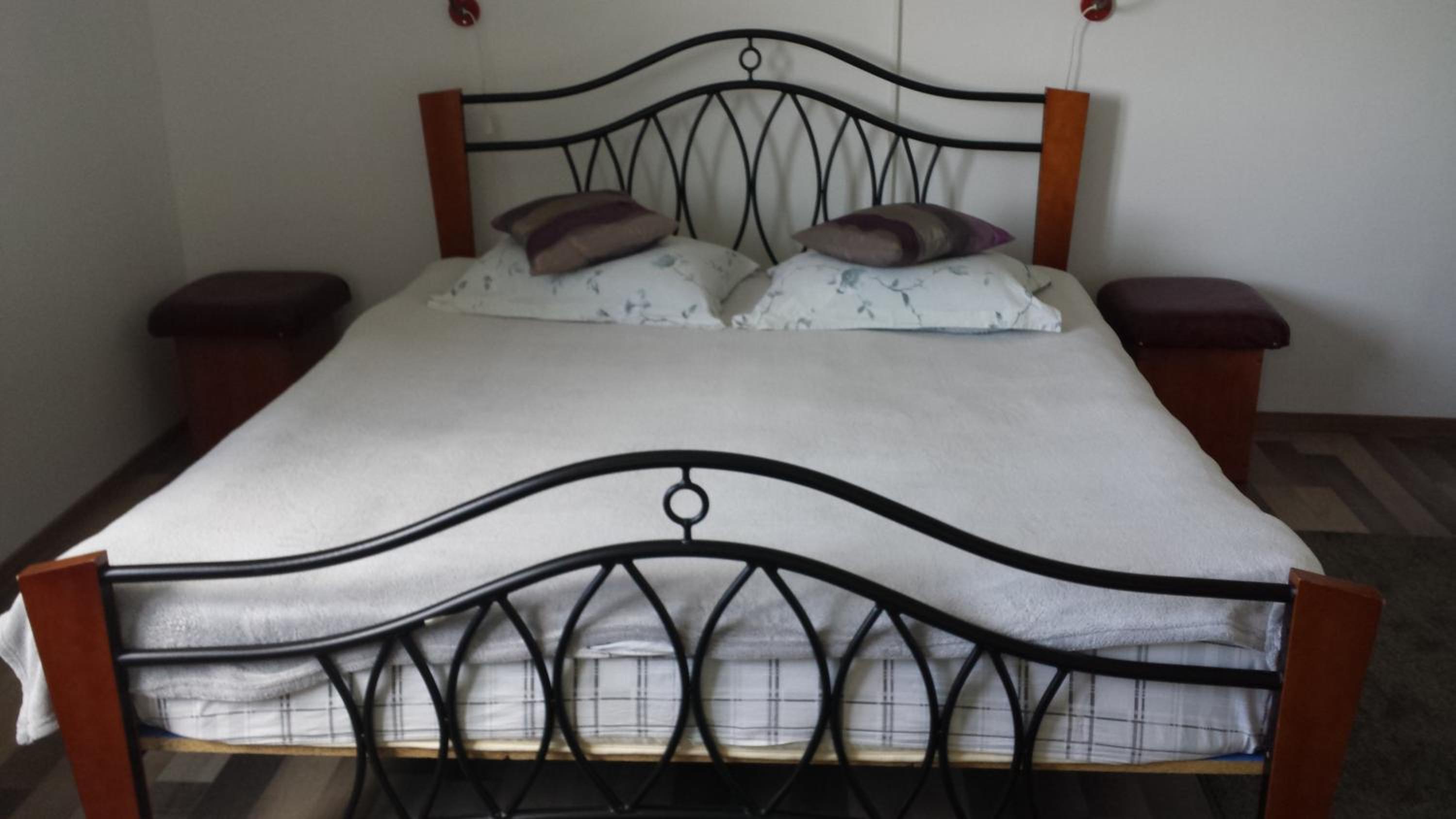 Double Room - Photo 10