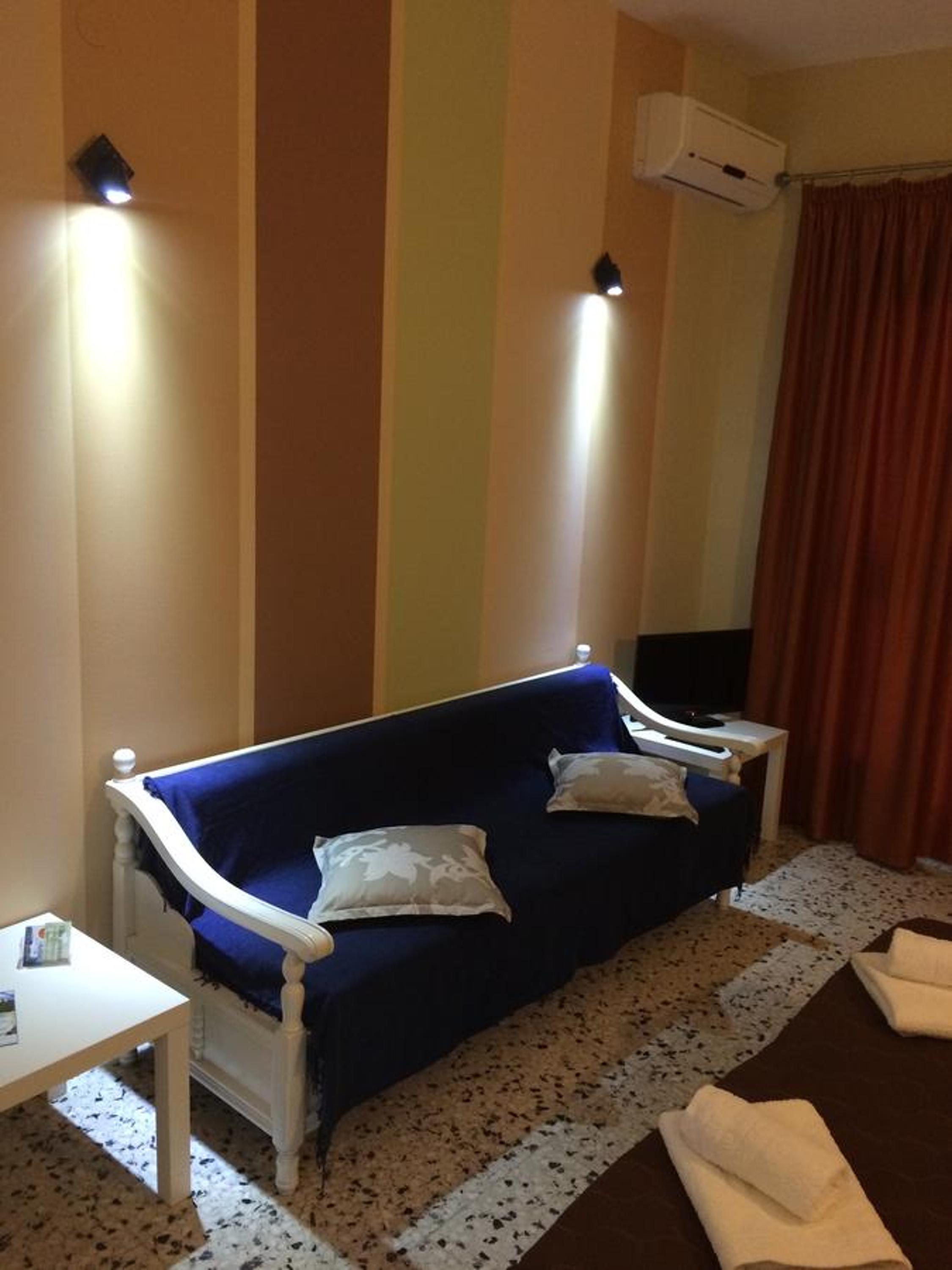 One-Bedroom Apartment (2 Adults) photo 3