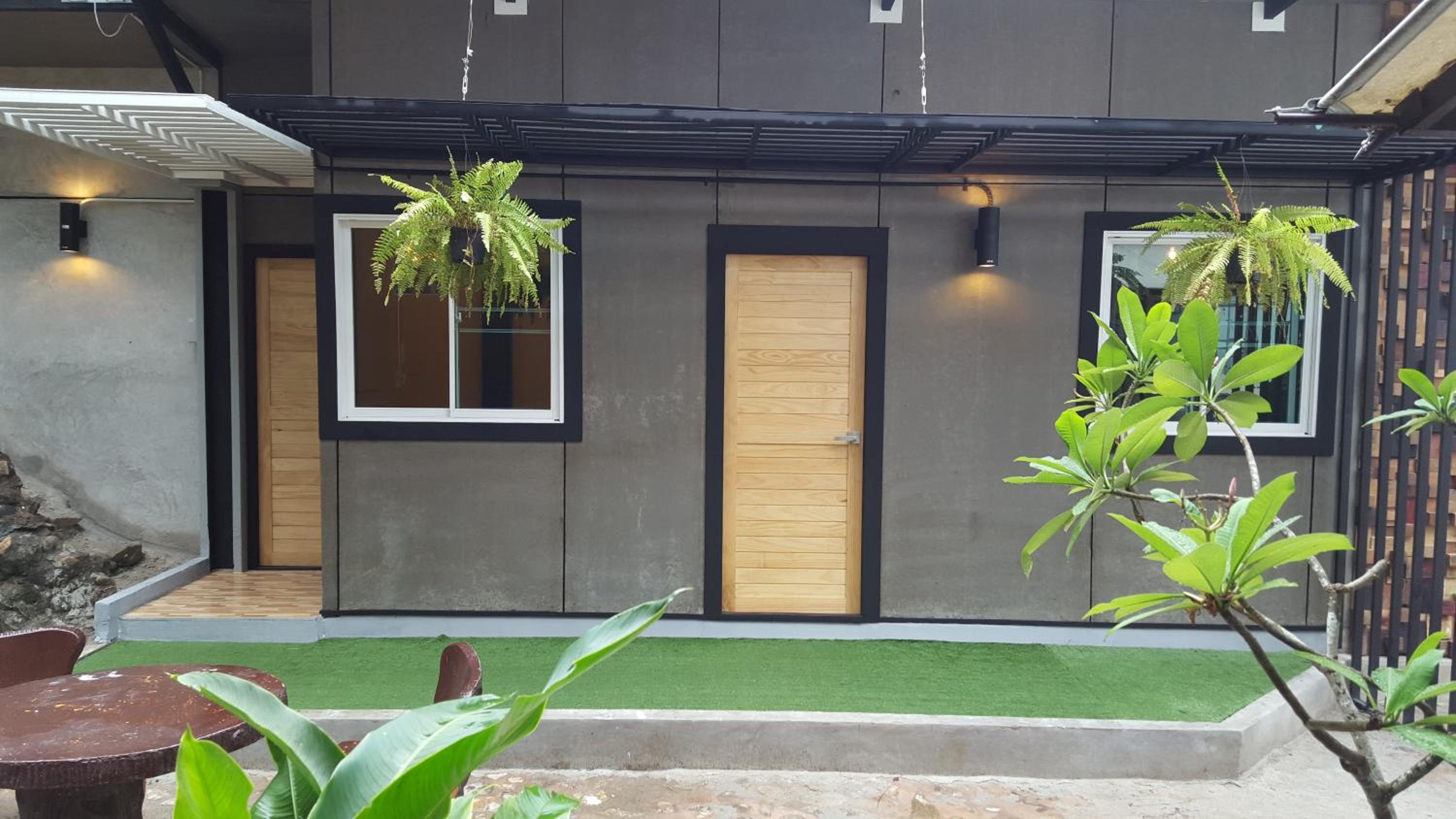 Two-Bedroom House photo 2